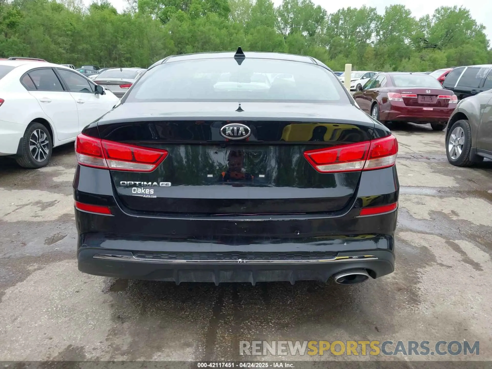 16 fotografías del automóvil dañado 5XXGT4L34LG427476 KIA OPTIMA 2020
