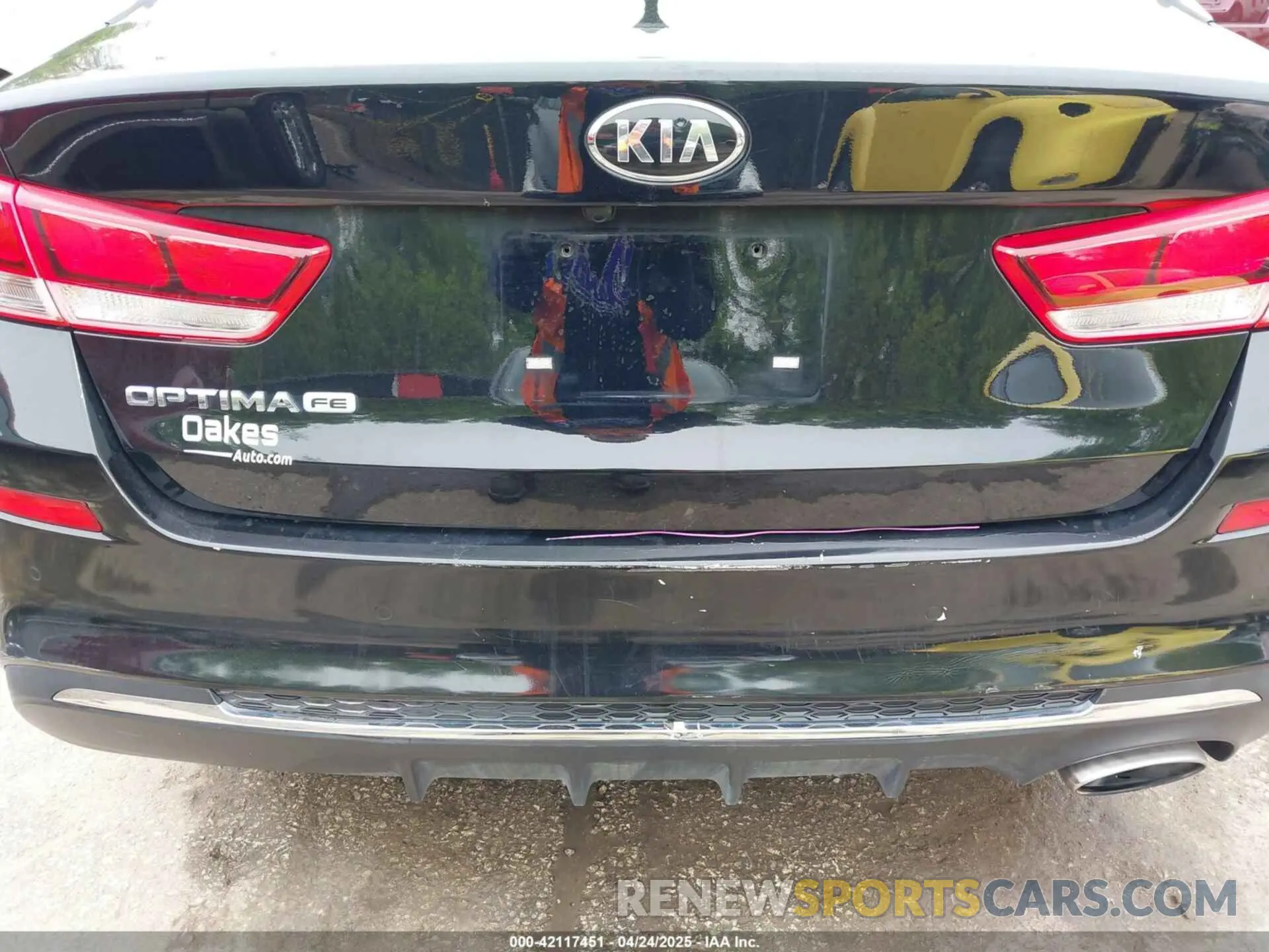 18 fotografías del automóvil dañado 5XXGT4L34LG427476 KIA OPTIMA 2020