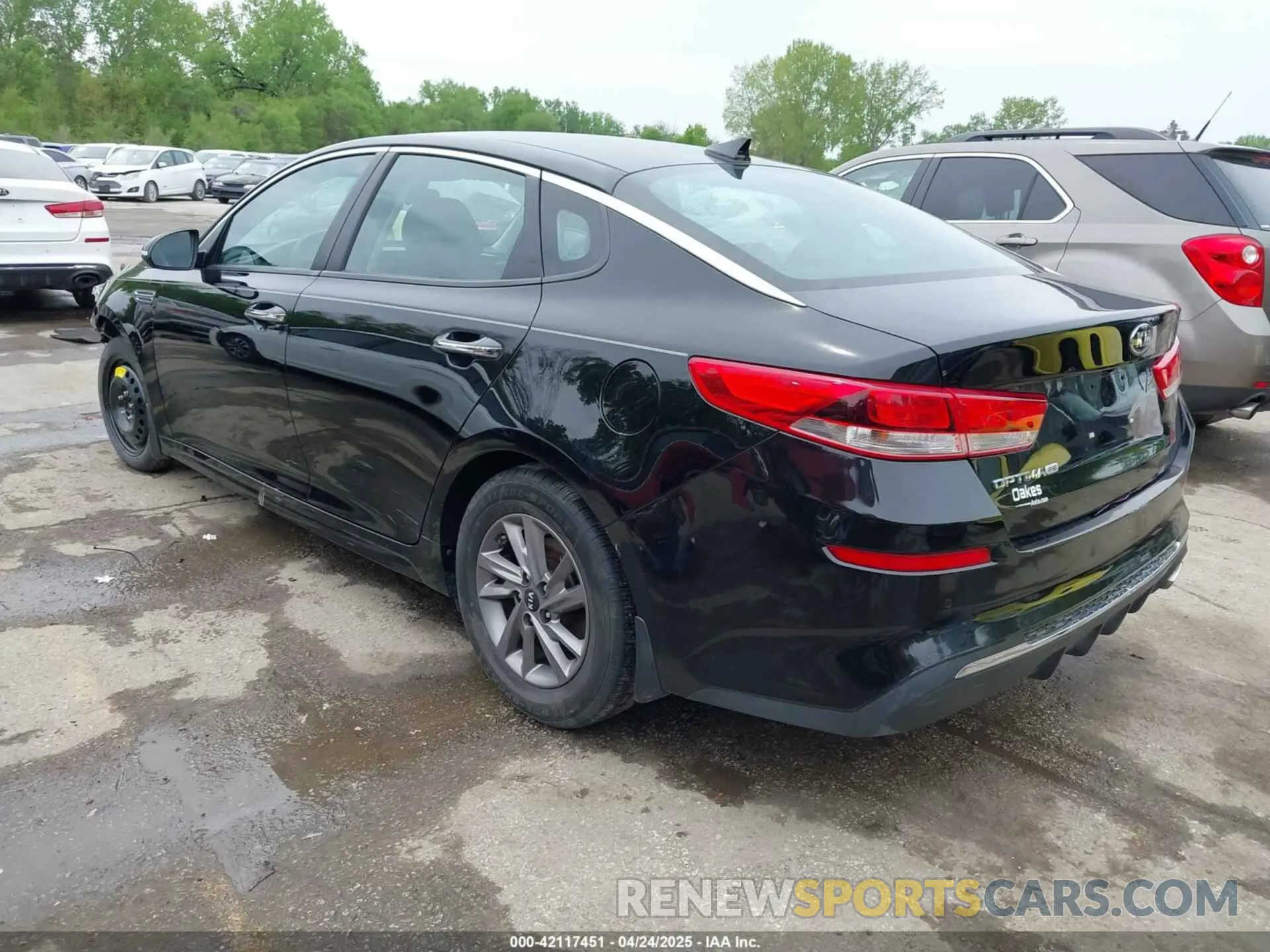 3 fotografías del automóvil dañado 5XXGT4L34LG427476 KIA OPTIMA 2020