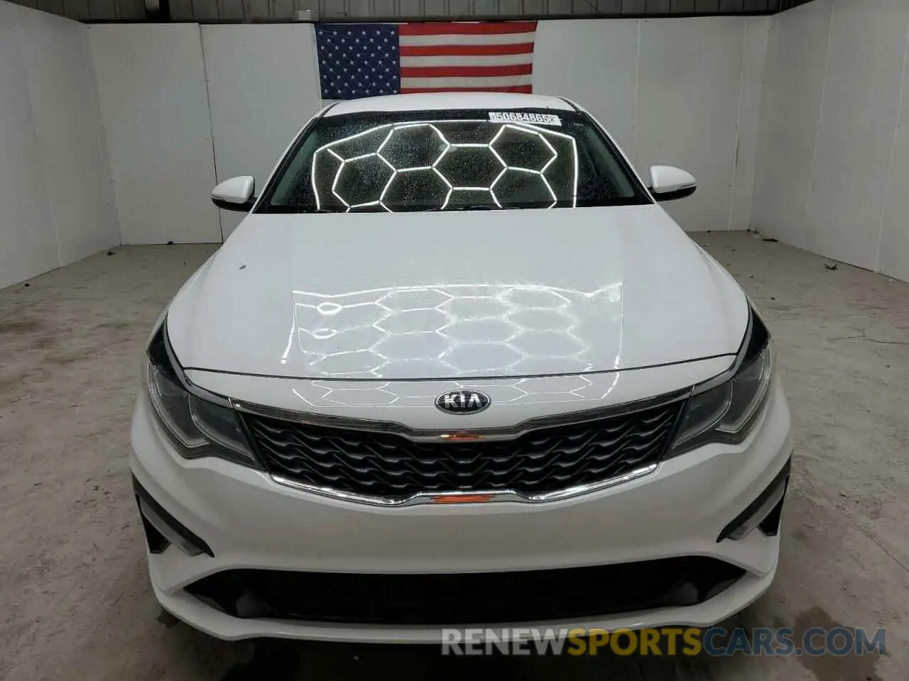 5 fotografías del automóvil dañado 5XXGT4L34LG427574 KIA OPTIMA 2020