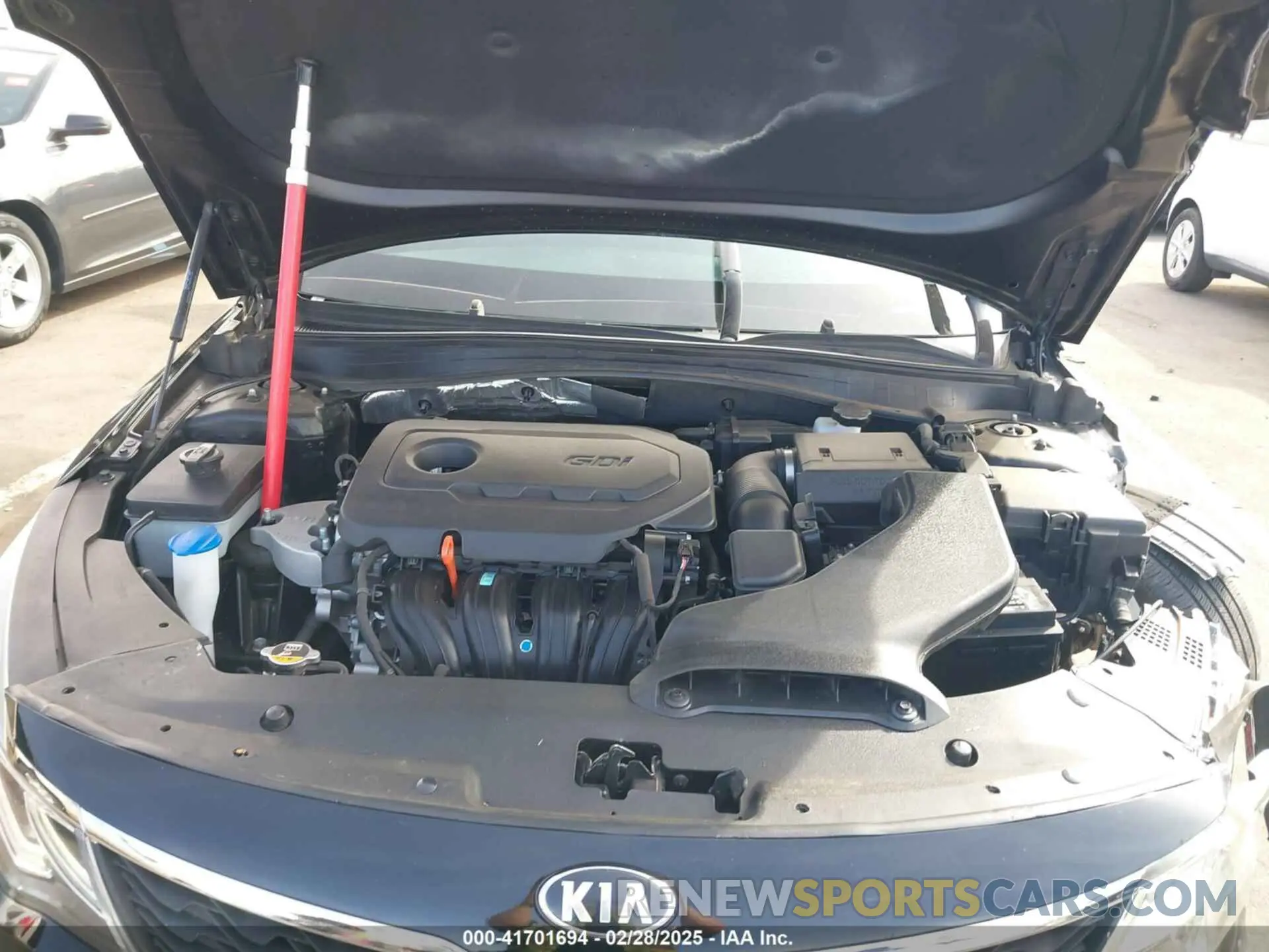 10 fotografías del automóvil dañado 5XXGT4L34LG444116 KIA OPTIMA 2020