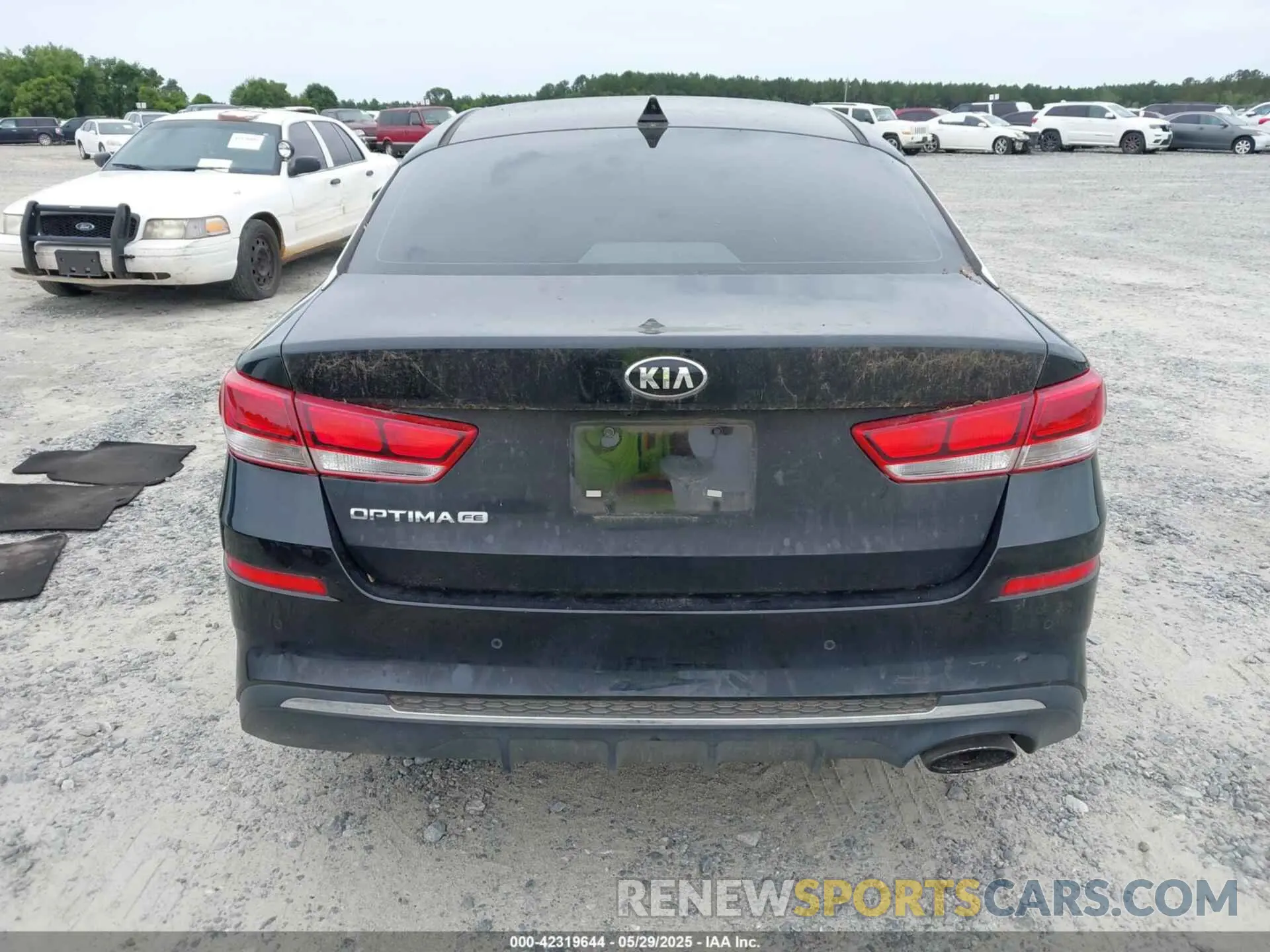 16 fotografías del automóvil dañado 5XXGT4L35LG384086 KIA OPTIMA 2020