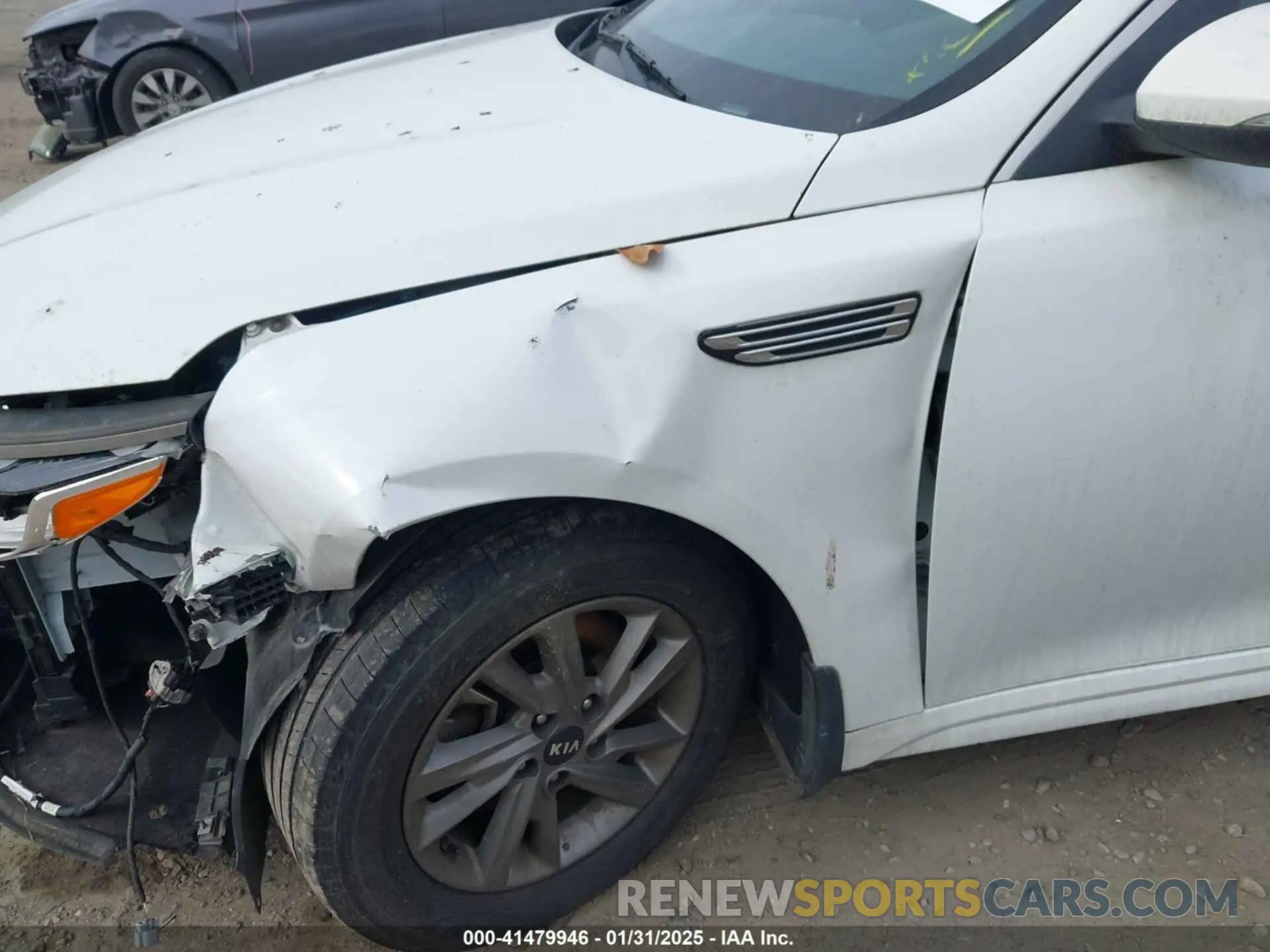 17 fotografías del automóvil dañado 5XXGT4L35LG420813 KIA OPTIMA 2020