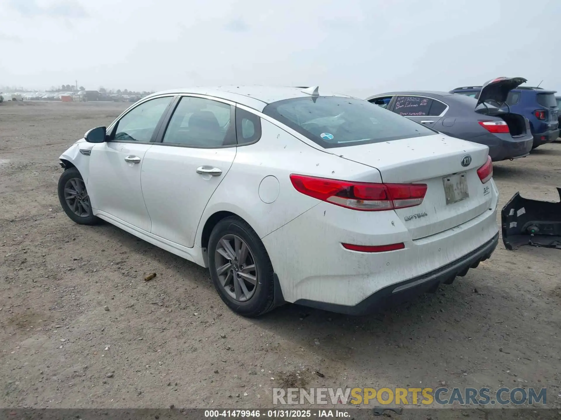 3 fotografías del automóvil dañado 5XXGT4L35LG420813 KIA OPTIMA 2020