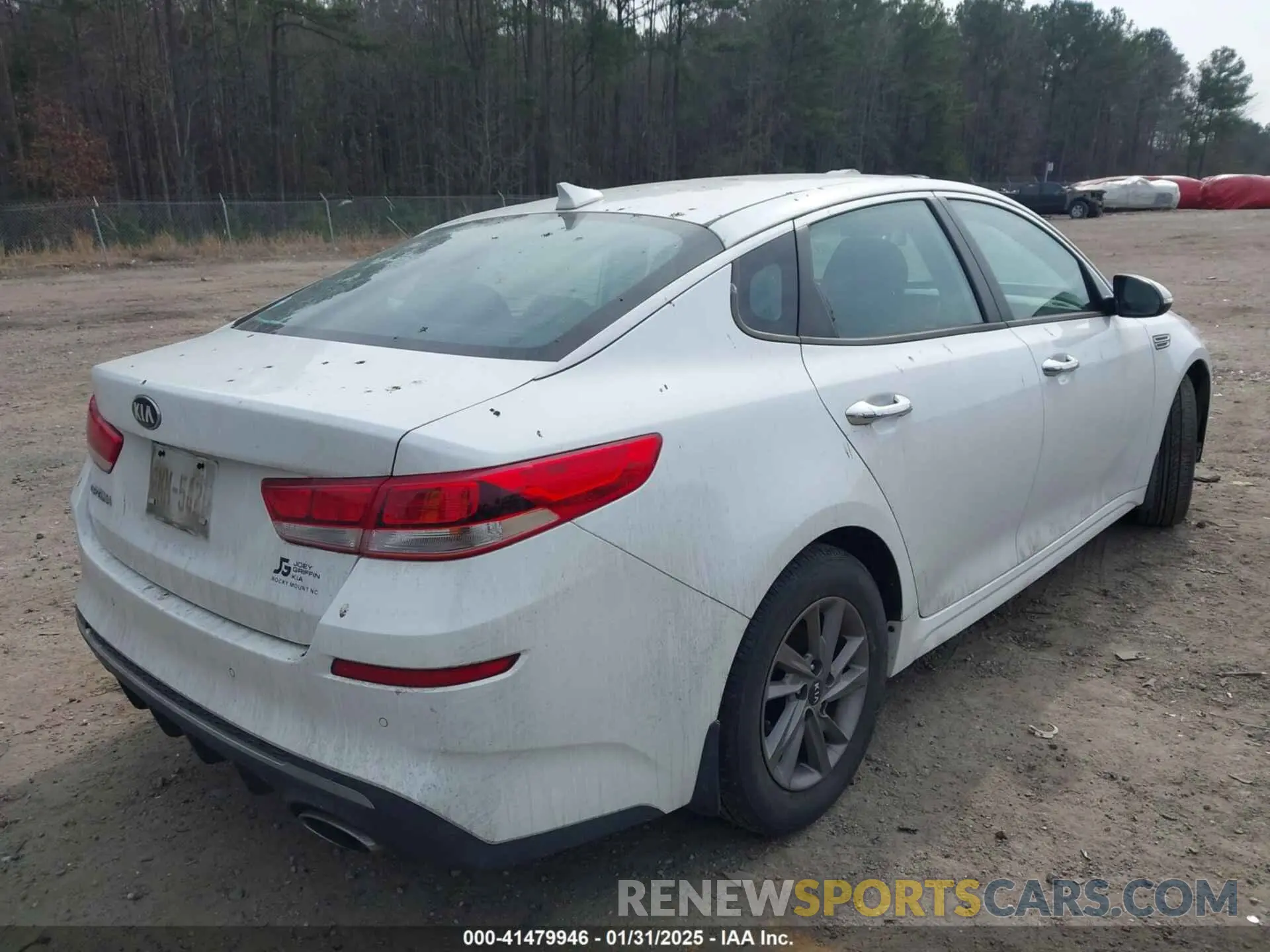 4 fotografías del automóvil dañado 5XXGT4L35LG420813 KIA OPTIMA 2020