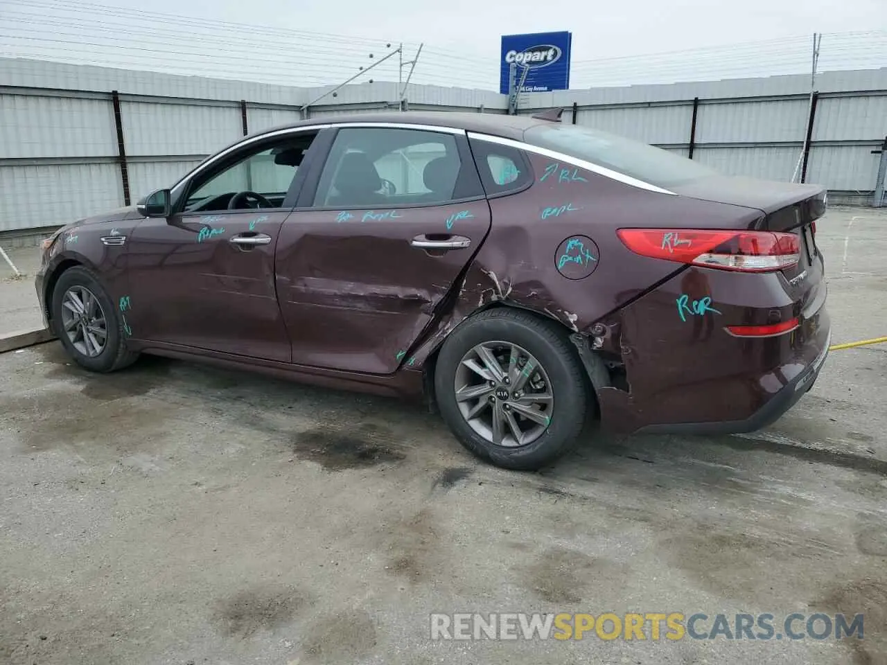 2 fotografías del automóvil dañado 5XXGT4L35LG422478 KIA OPTIMA 2020