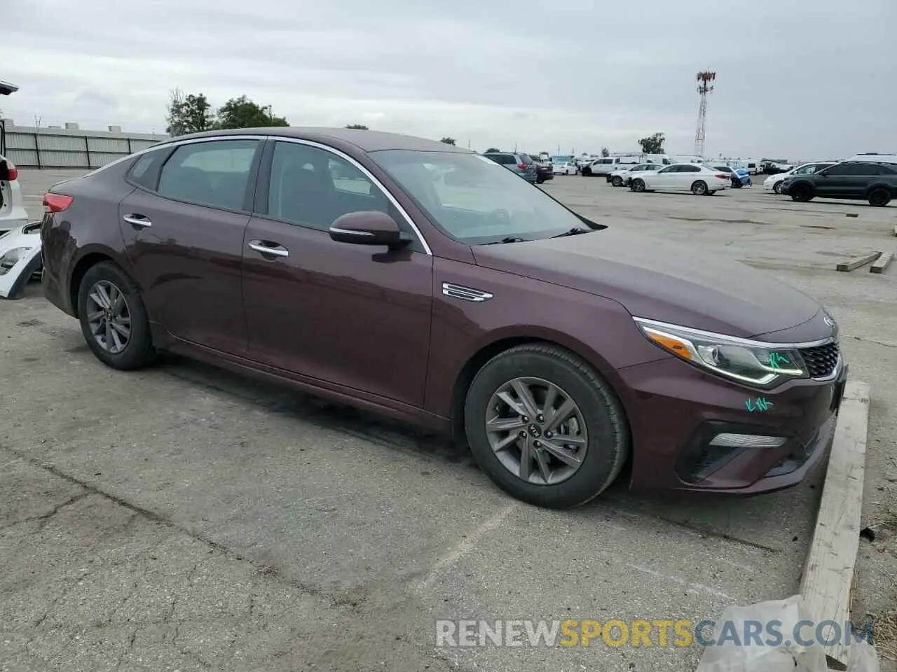 4 fotografías del automóvil dañado 5XXGT4L35LG422478 KIA OPTIMA 2020