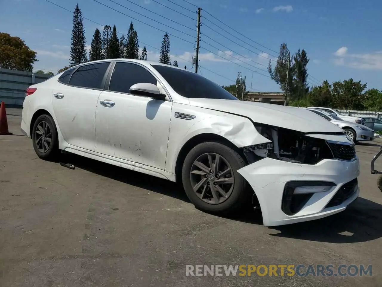 4 fotografías del automóvil dañado 5XXGT4L35LG425820 KIA OPTIMA 2020