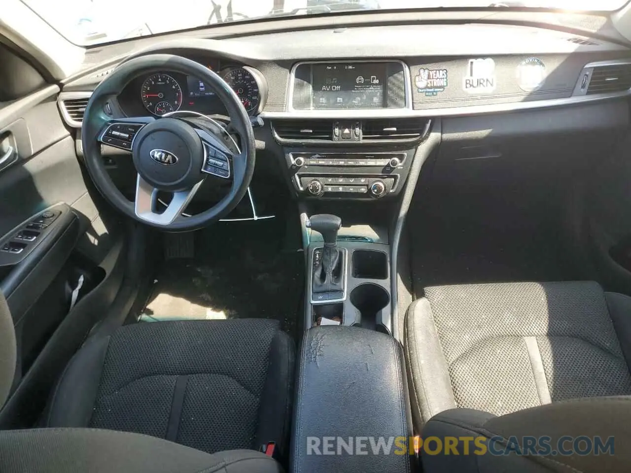 8 fotografías del automóvil dañado 5XXGT4L36LG381441 KIA OPTIMA 2020