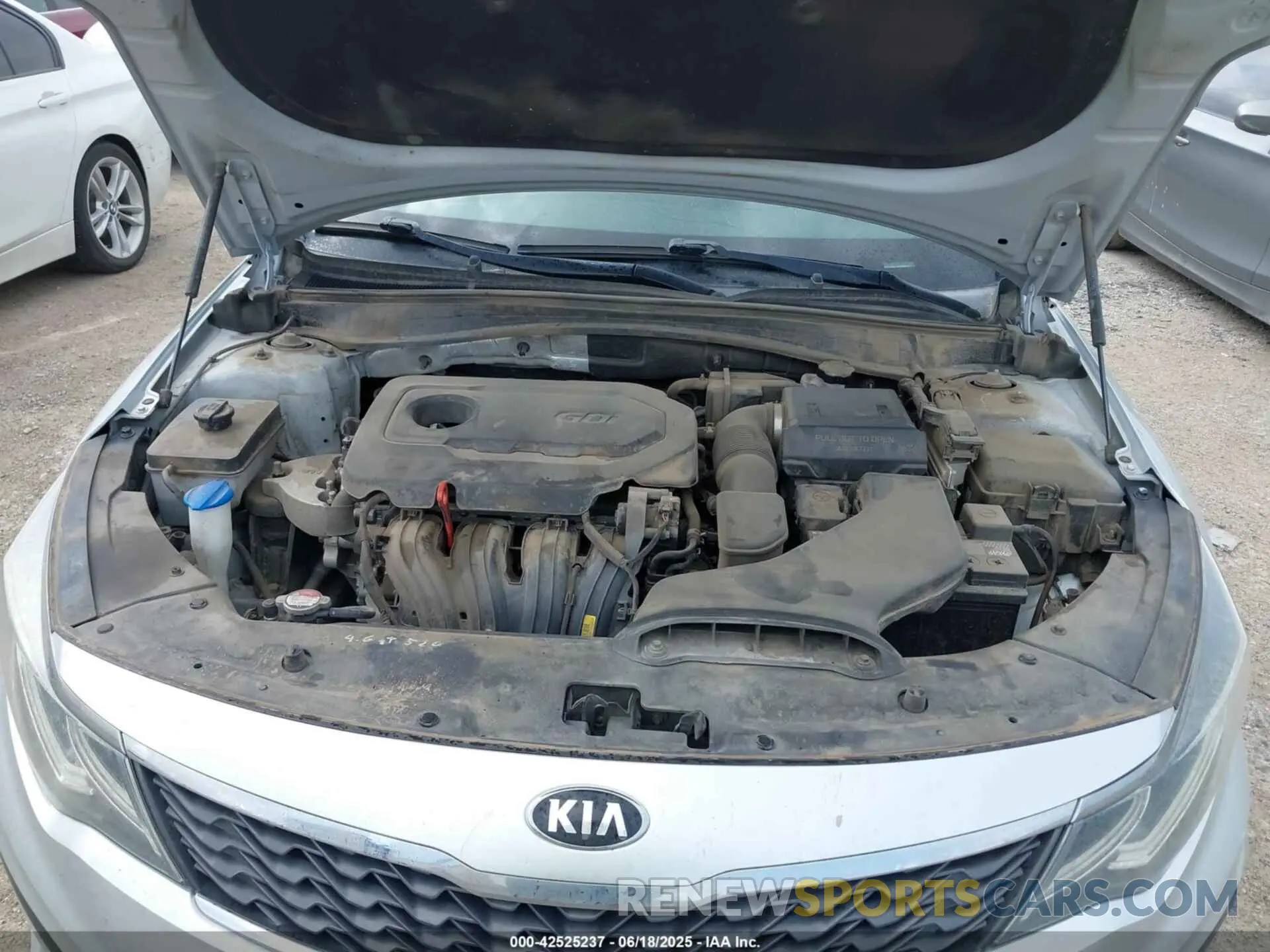 10 fotografías del automóvil dañado 5XXGT4L36LG389815 KIA OPTIMA 2020