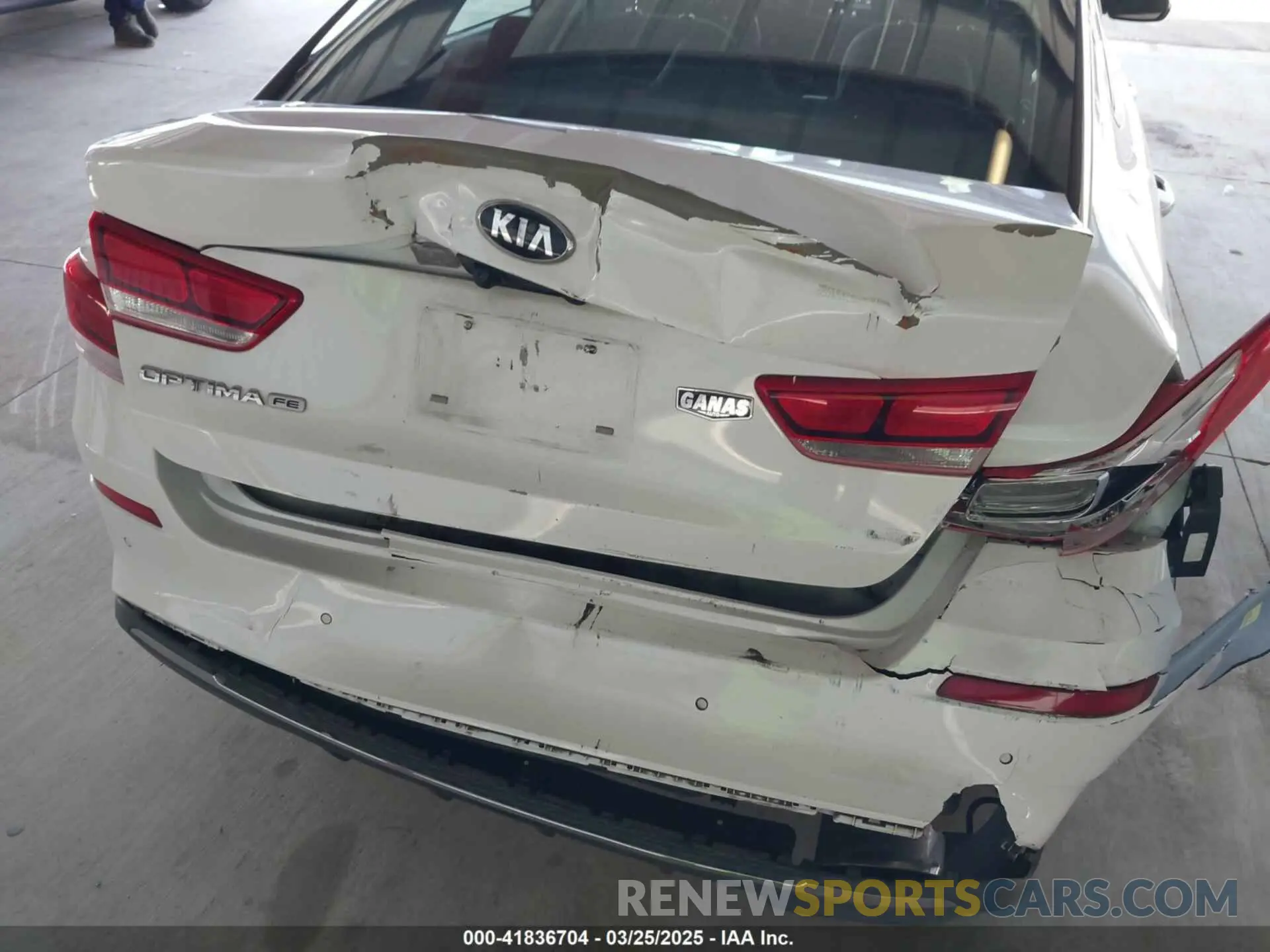 6 fotografías del automóvil dañado 5XXGT4L36LG393377 KIA OPTIMA 2020