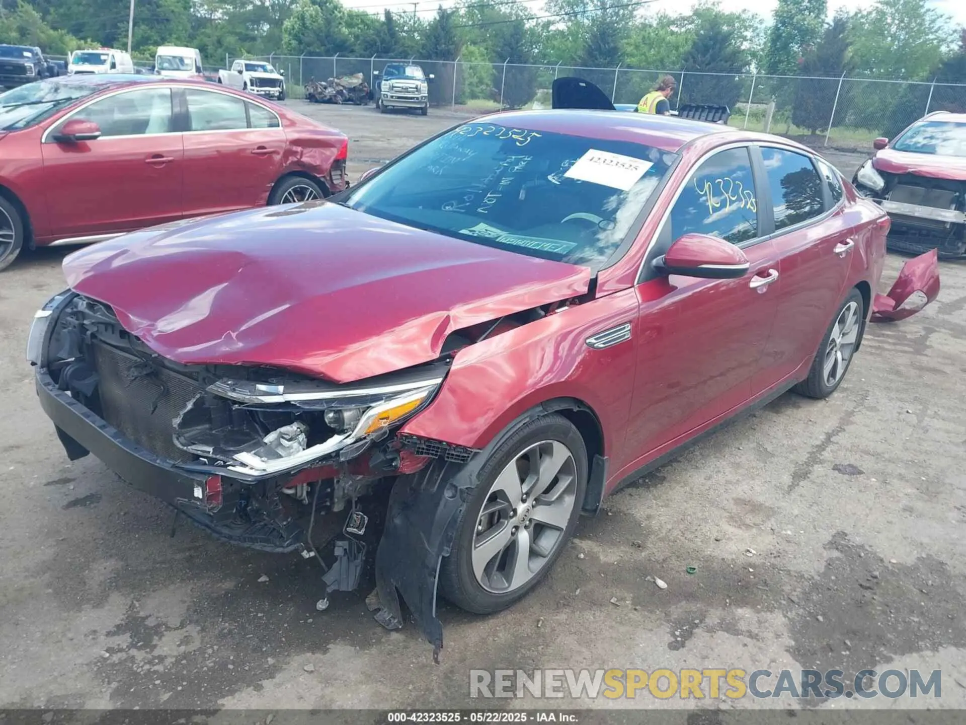 2 fotografías del automóvil dañado 5XXGT4L36LG417242 KIA OPTIMA 2020