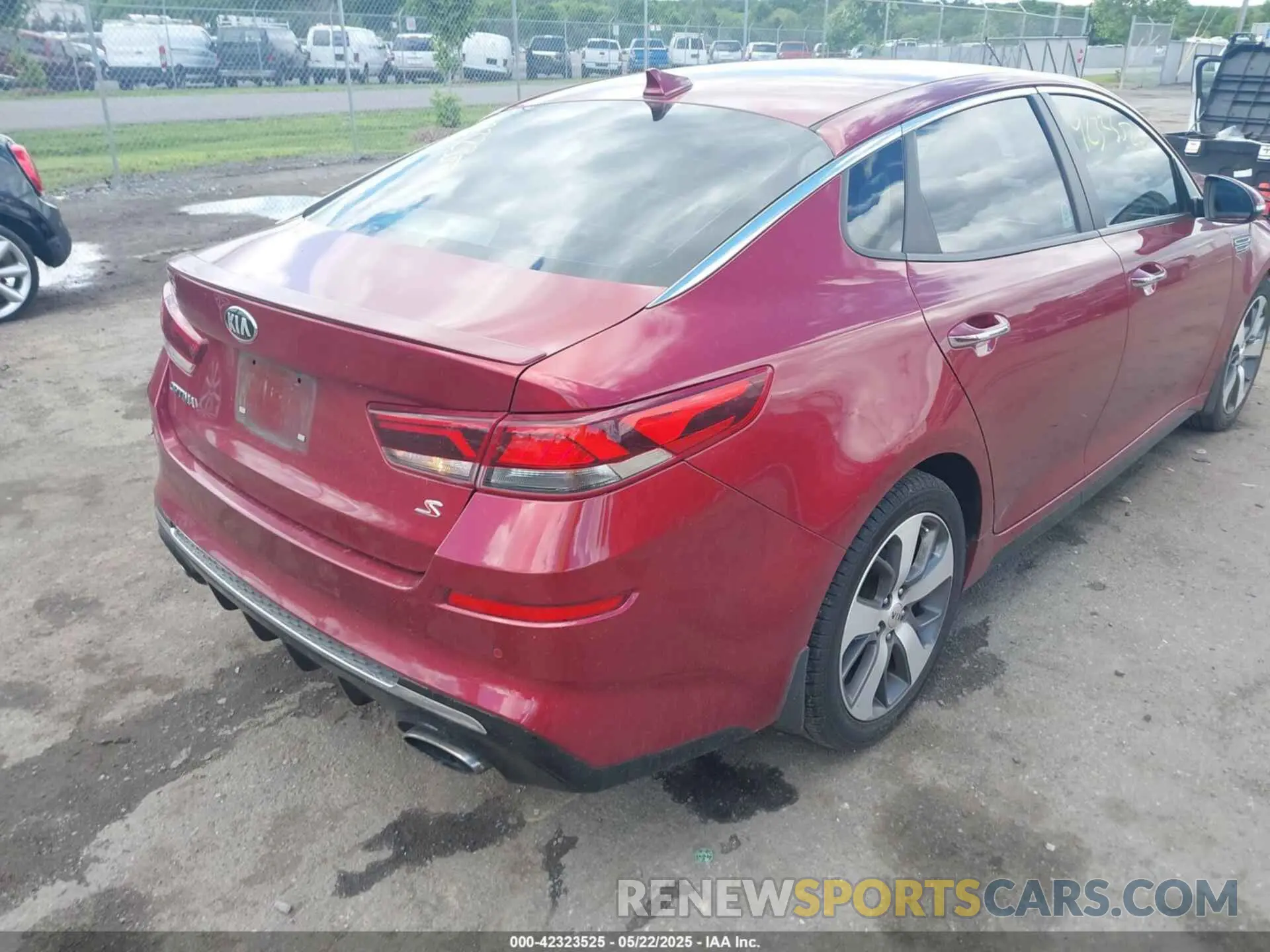 4 fotografías del automóvil dañado 5XXGT4L36LG417242 KIA OPTIMA 2020