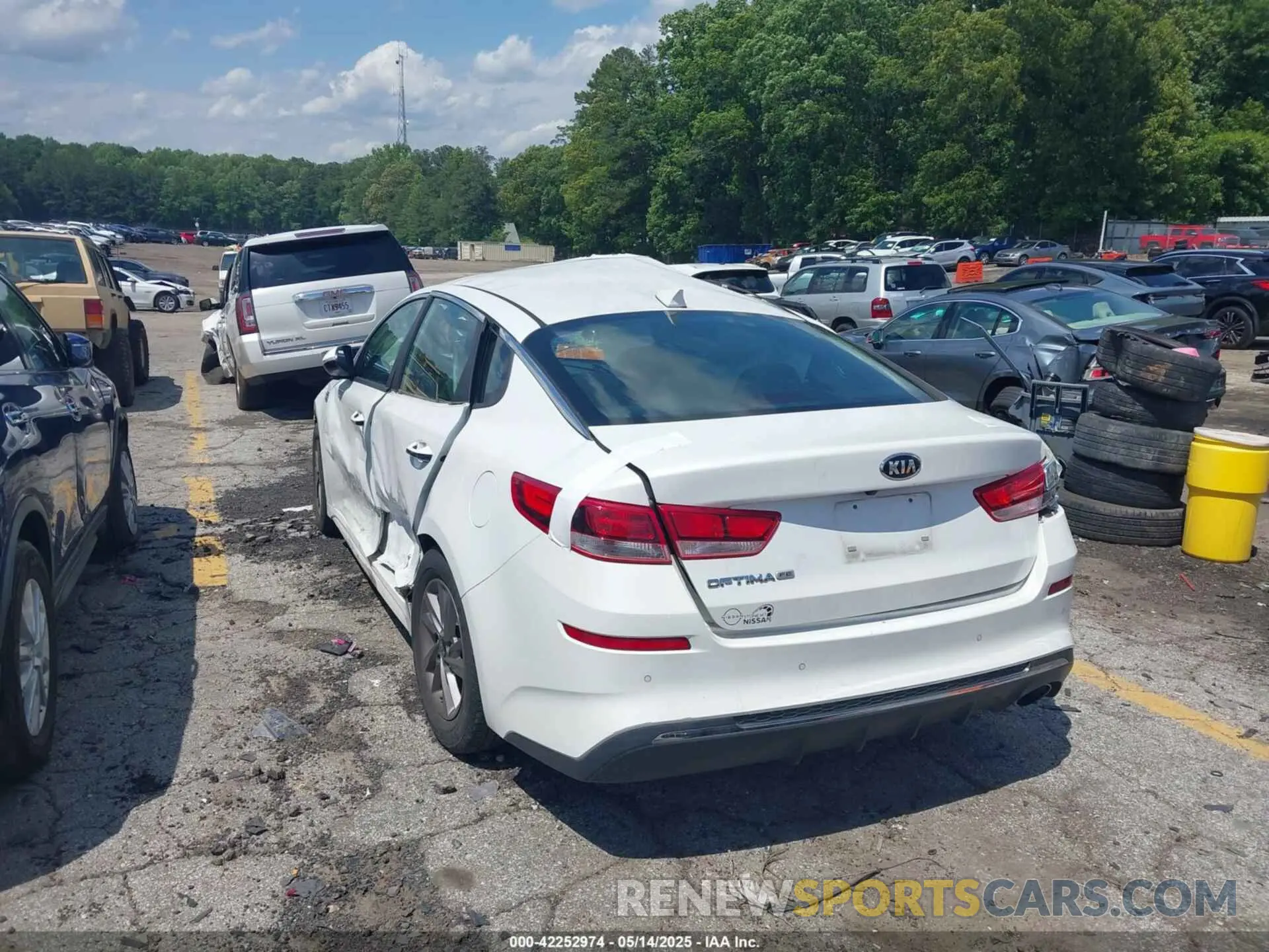 3 fotografías del automóvil dañado 5XXGT4L36LG423803 KIA OPTIMA 2020