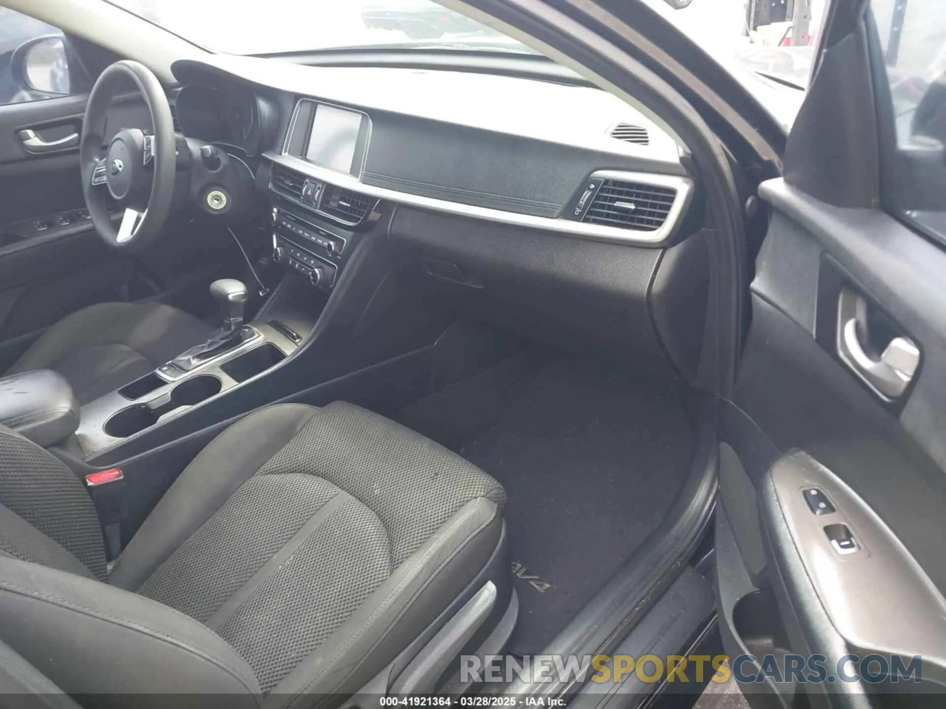 5 fotografías del automóvil dañado 5XXGT4L36LG423865 KIA OPTIMA 2020