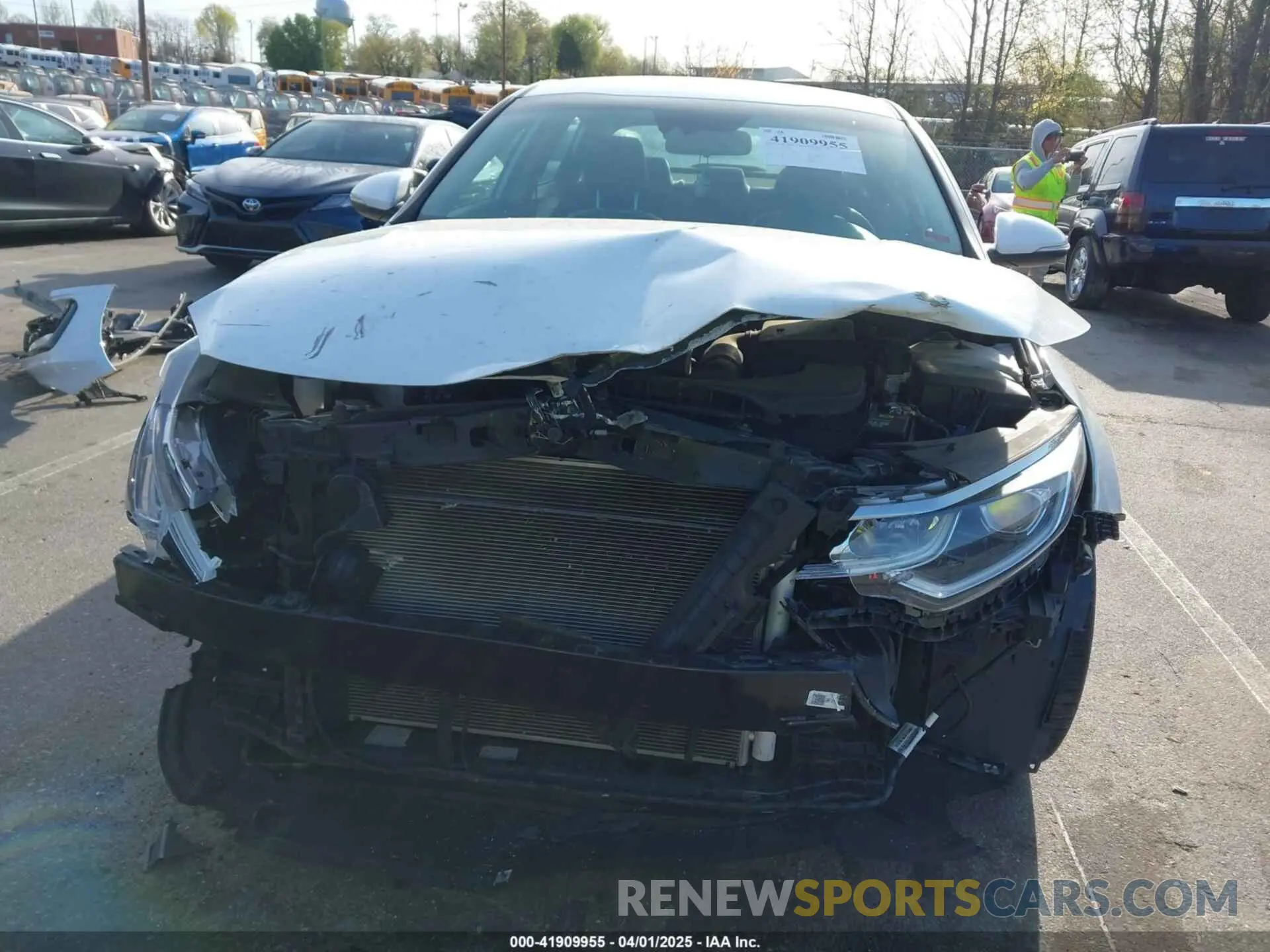 6 fotografías del automóvil dañado 5XXGT4L36LG424207 KIA OPTIMA 2020