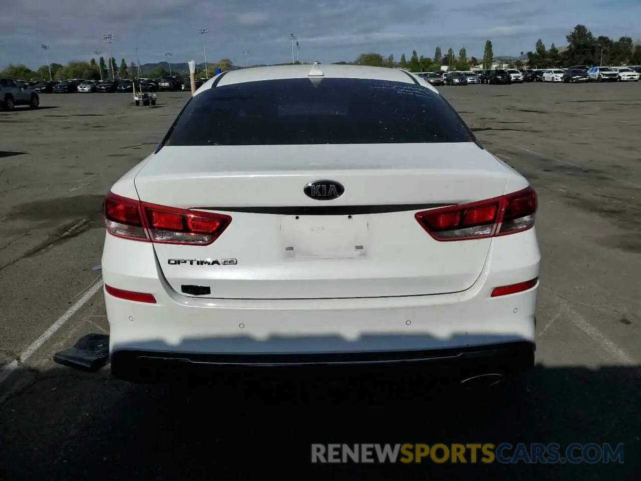 6 fotografías del automóvil dañado 5XXGT4L36LG433280 KIA OPTIMA 2020