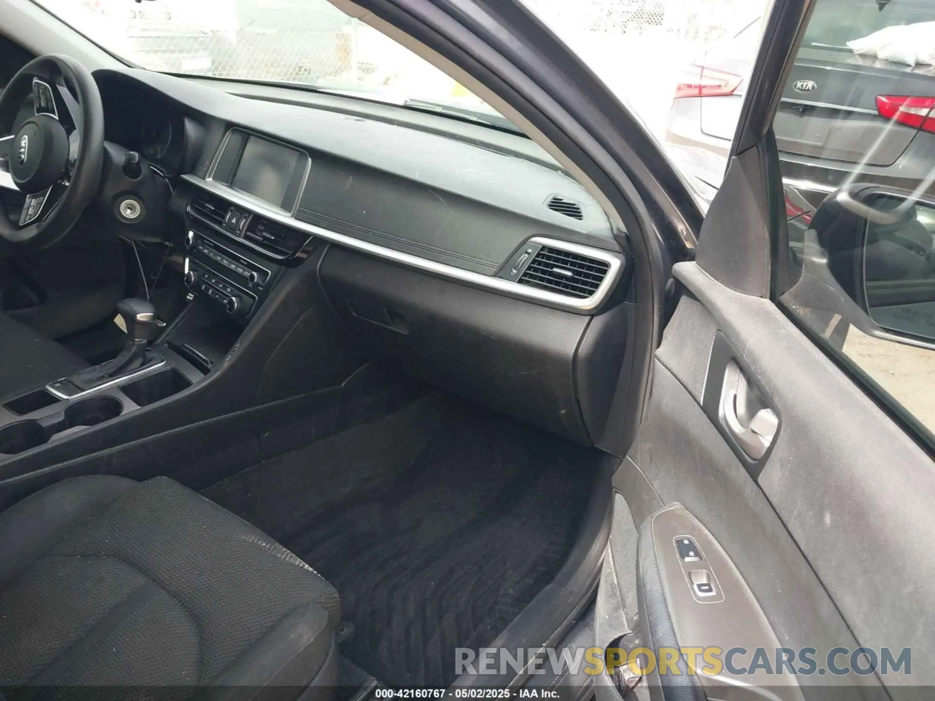 5 fotografías del automóvil dañado 5XXGT4L36LG451973 KIA OPTIMA 2020