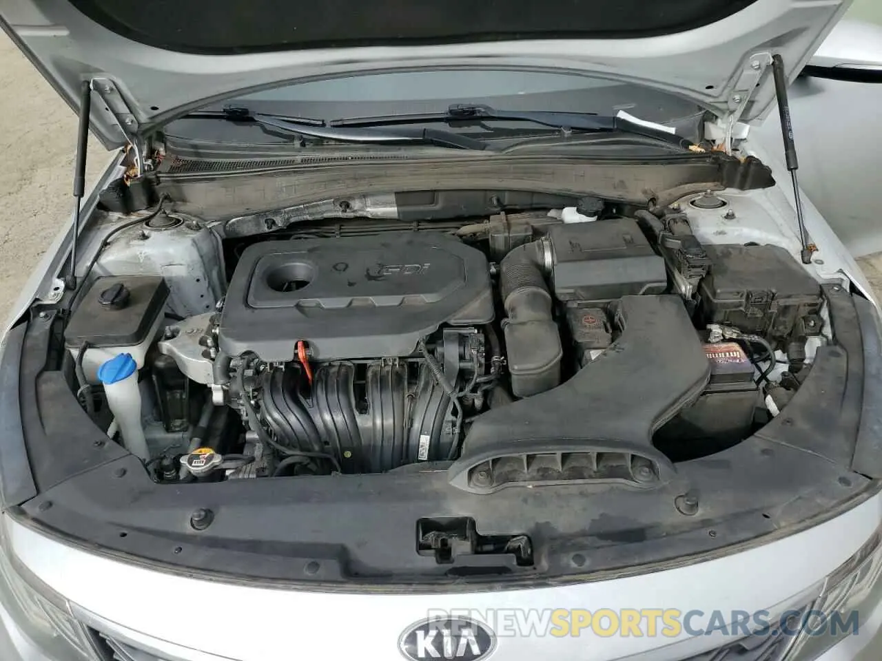 11 fotografías del automóvil dañado 5XXGT4L37LG388916 KIA OPTIMA 2020