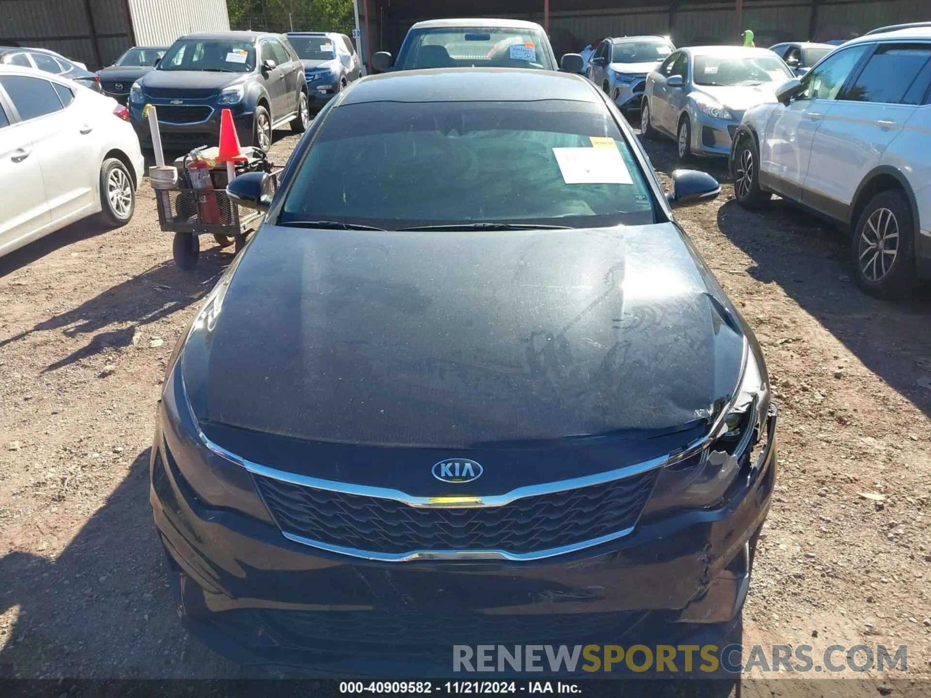 11 fotografías del automóvil dañado 5XXGT4L37LG399043 KIA OPTIMA 2020