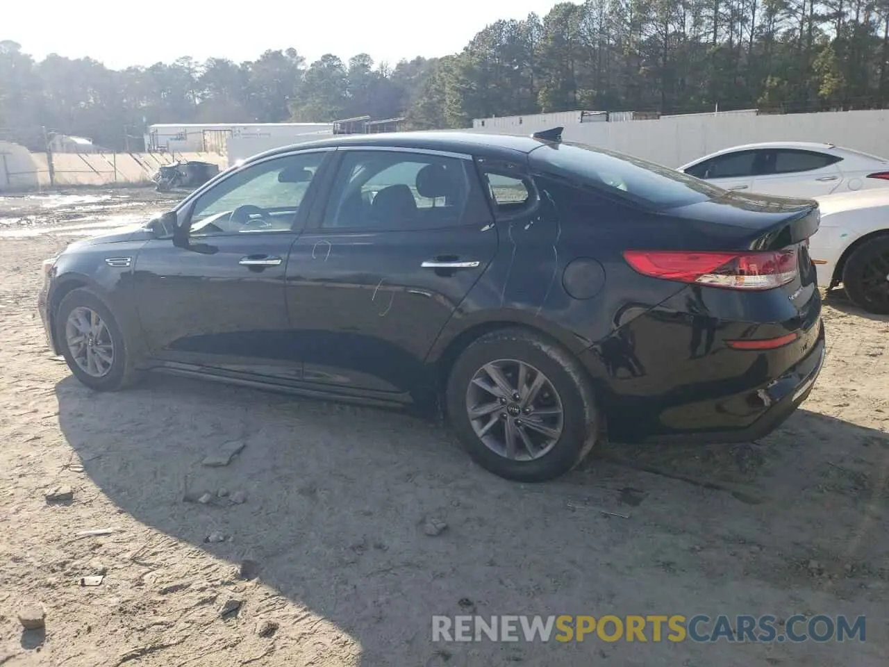 2 fotografías del automóvil dañado 5XXGT4L37LG404161 KIA OPTIMA 2020