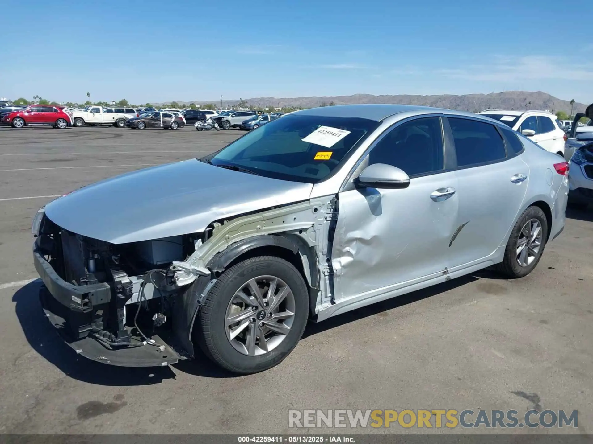 2 fotografías del automóvil dañado 5XXGT4L37LG442134 KIA OPTIMA 2020