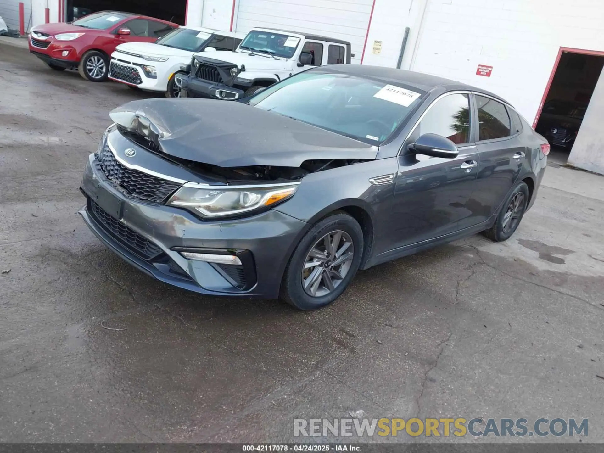 2 fotografías del automóvil dañado 5XXGT4L37LG450718 KIA OPTIMA 2020