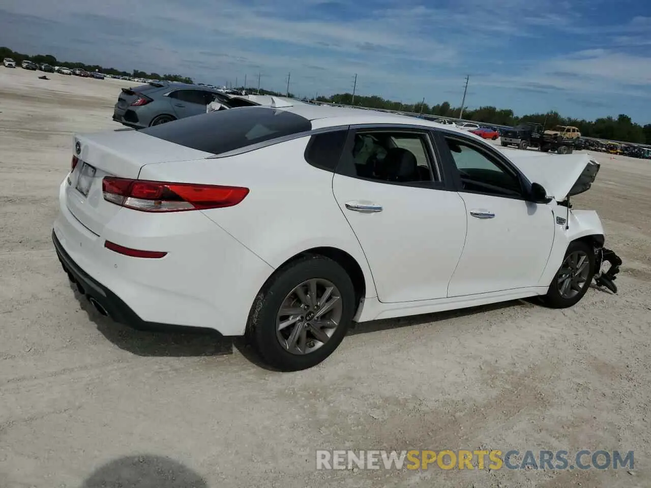 3 fotografías del automóvil dañado 5XXGT4L38LG381912 KIA OPTIMA 2020