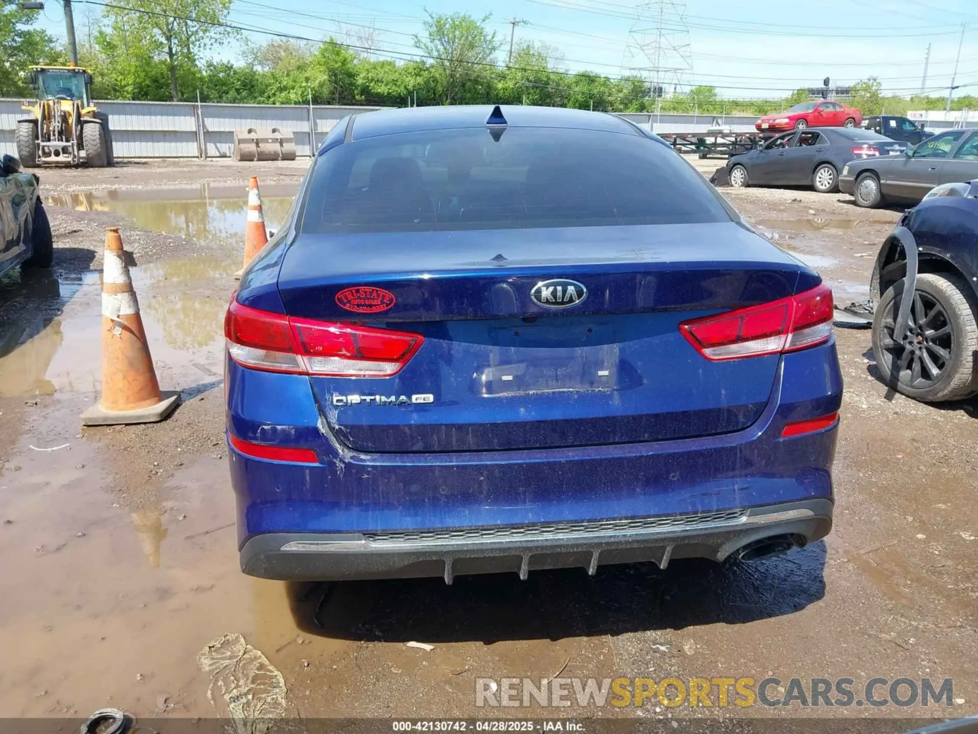 17 fotografías del automóvil dañado 5XXGT4L38LG407103 KIA OPTIMA 2020