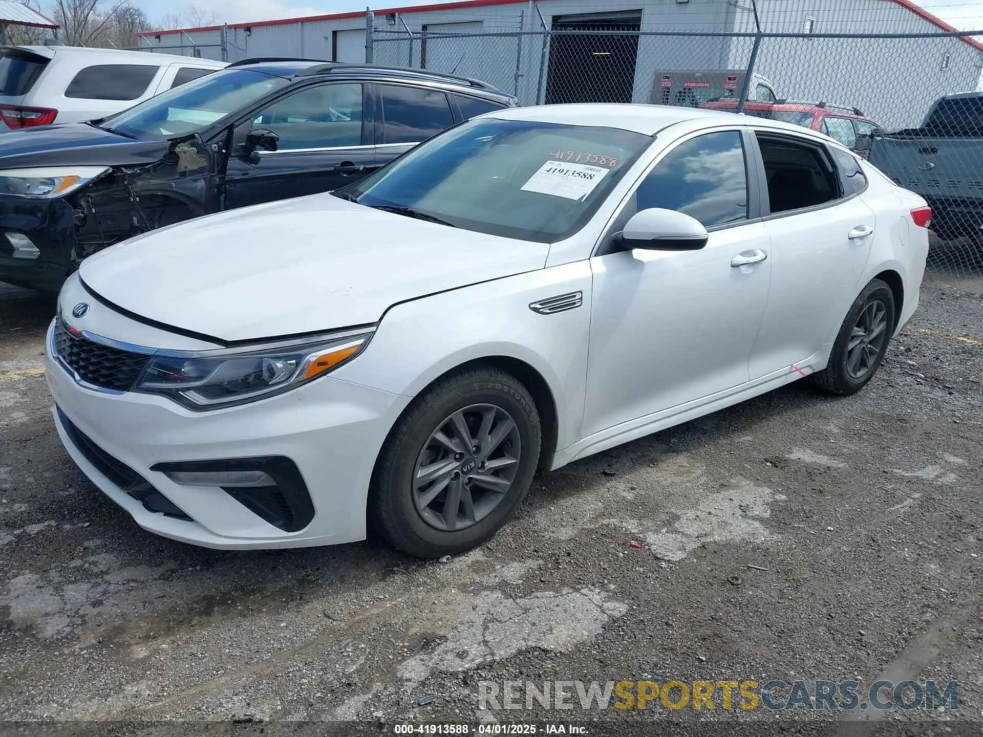 2 fotografías del automóvil dañado 5XXGT4L38LG415878 KIA OPTIMA 2020