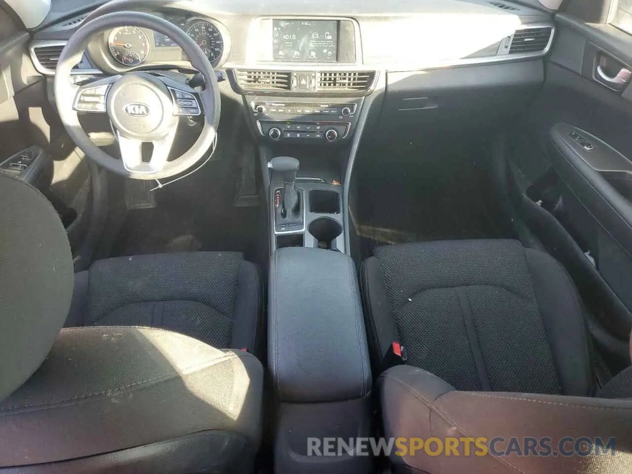 8 fotografías del automóvil dañado 5XXGT4L38LG419252 KIA OPTIMA 2020