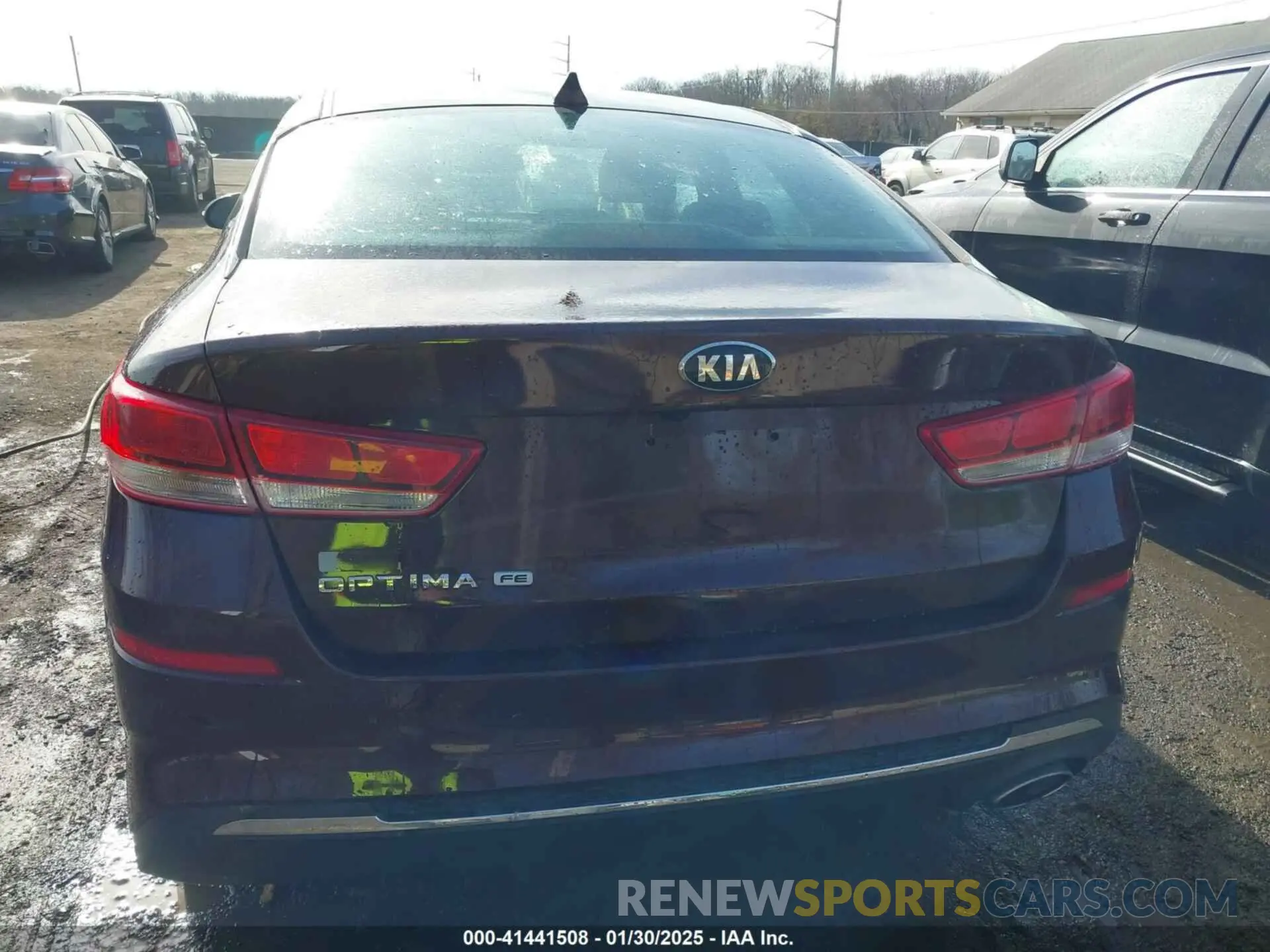 17 fotografías del automóvil dañado 5XXGT4L38LG437797 KIA OPTIMA 2020