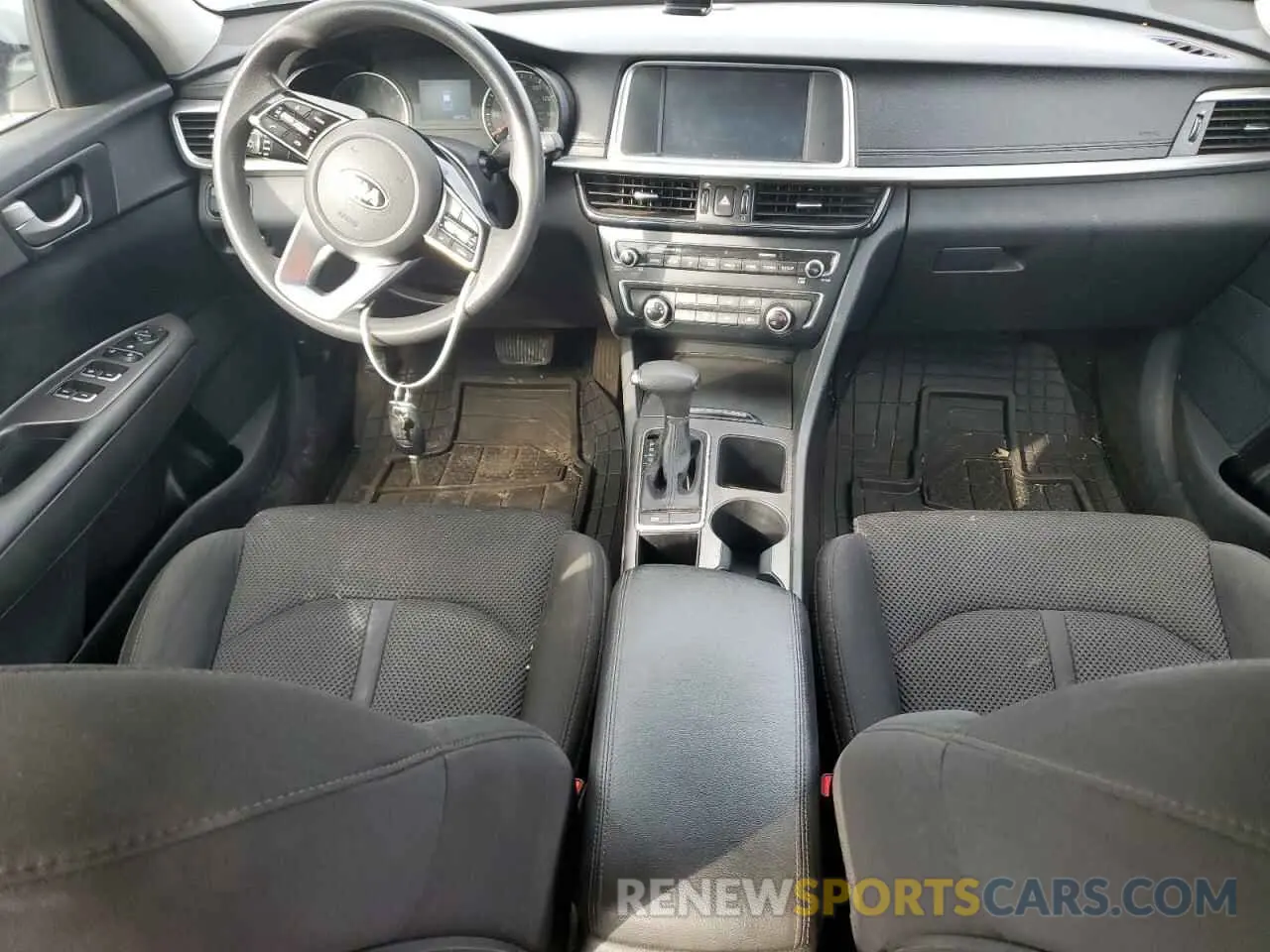 8 fotografías del automóvil dañado 5XXGT4L38LG446256 KIA OPTIMA 2020