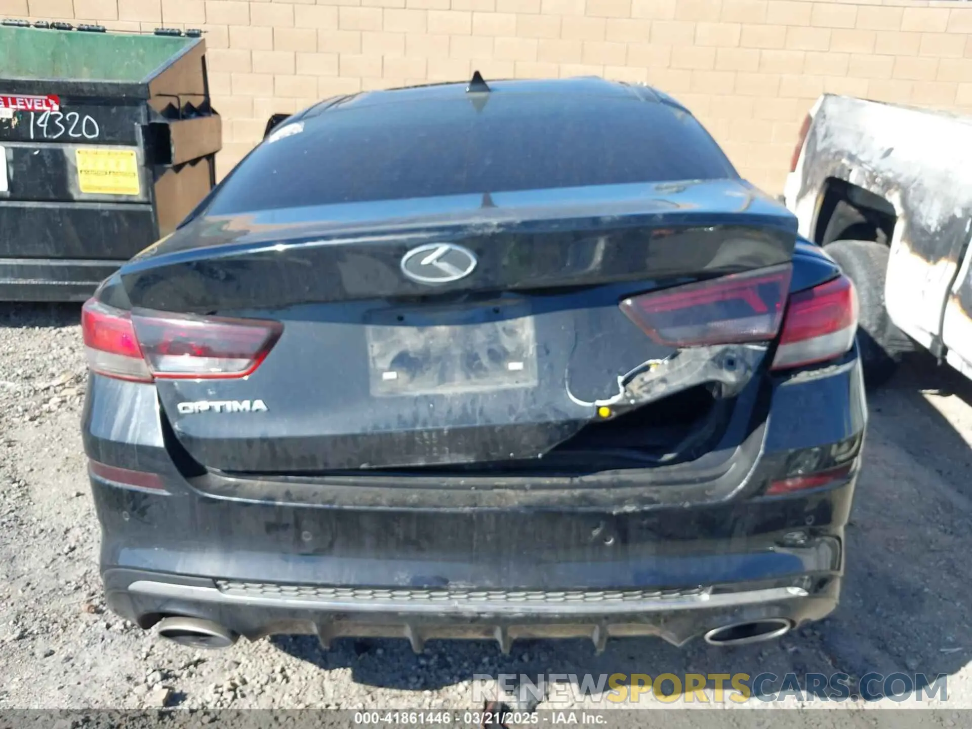 16 fotografías del automóvil dañado 5XXGT4L38LG447732 KIA OPTIMA 2020