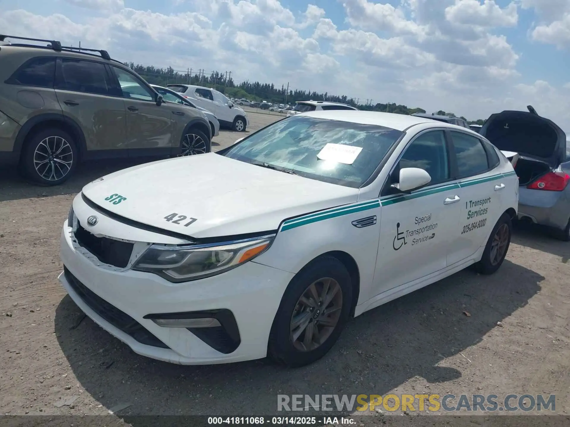 2 fotografías del automóvil dañado 5XXGT4L39LG384687 KIA OPTIMA 2020