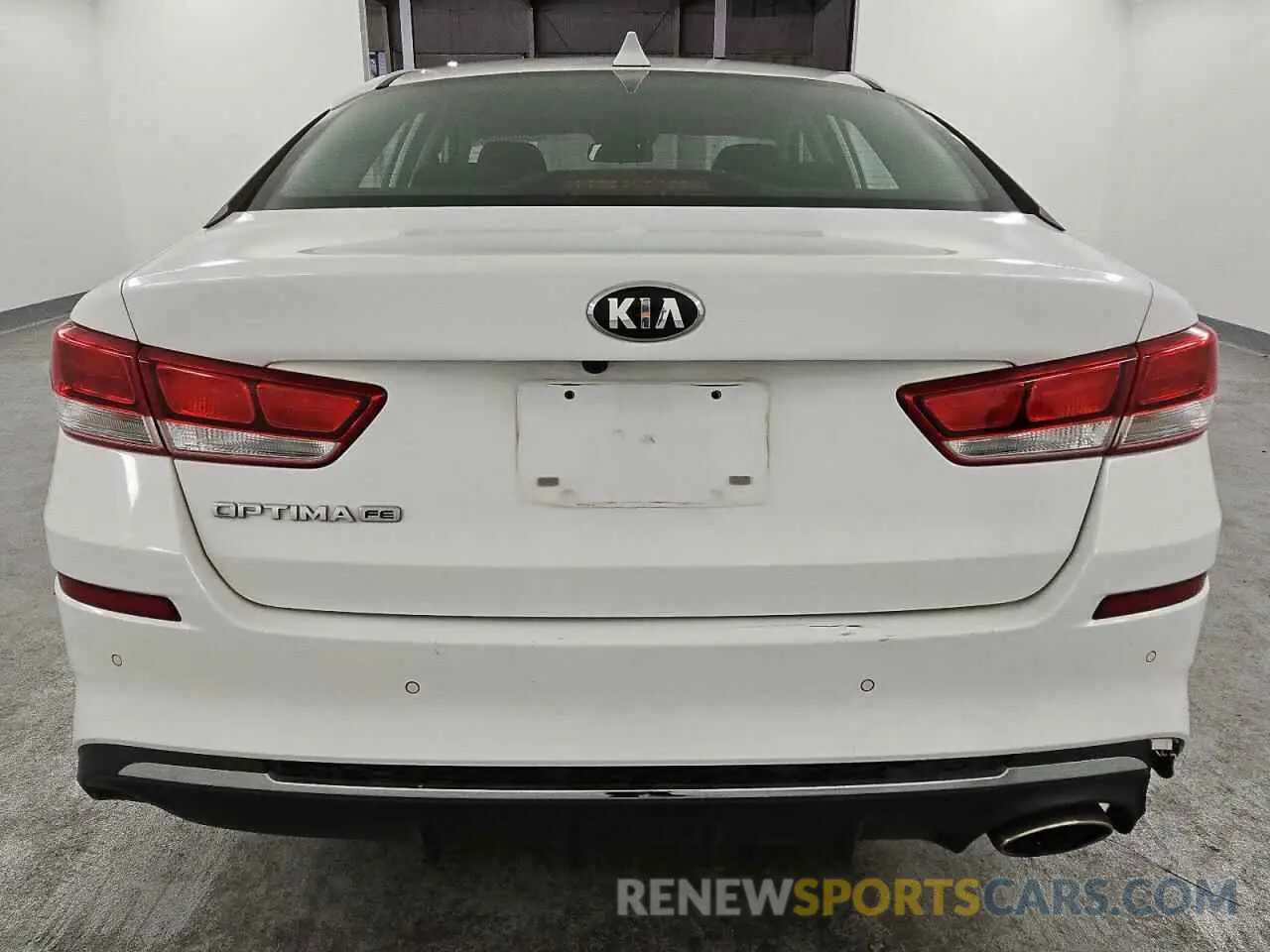 6 fotografías del automóvil dañado 5XXGT4L39LG392966 KIA OPTIMA 2020