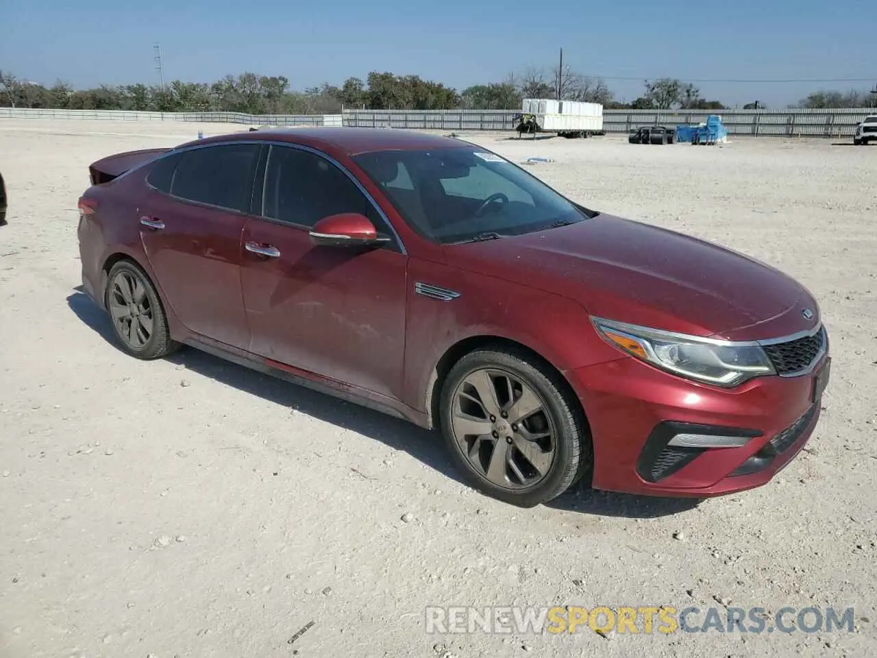 4 fotografías del automóvil dañado 5XXGT4L39LG406879 KIA OPTIMA 2020