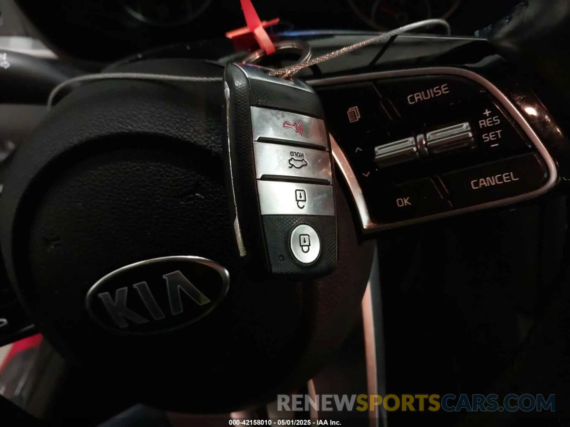 11 fotografías del automóvil dañado 5XXGT4L39LG417168 KIA OPTIMA 2020