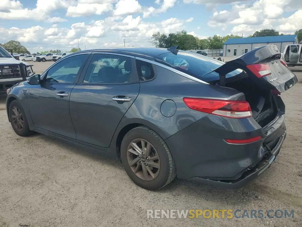 2 fotografías del automóvil dañado 5XXGT4L39LG430261 KIA OPTIMA 2020