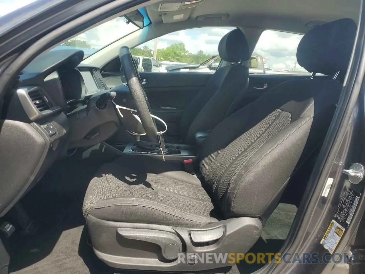 7 fotografías del automóvil dañado 5XXGT4L39LG430261 KIA OPTIMA 2020