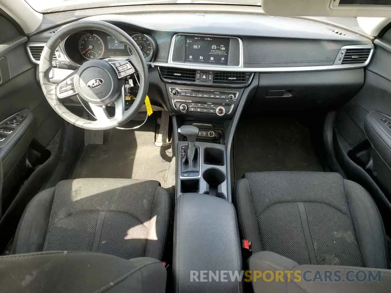8 fotografías del automóvil dañado 5XXGT4L3XLG426297 KIA OPTIMA 2020