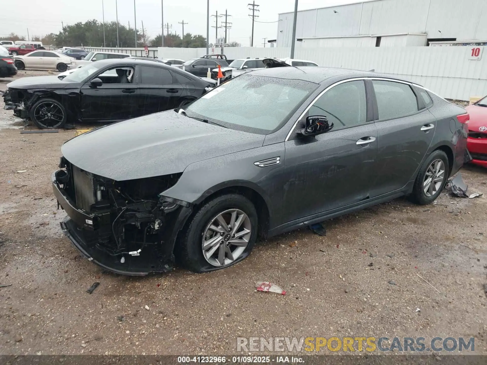 2 fotografías del automóvil dañado 5XXGT4L3XLG427336 KIA OPTIMA 2020