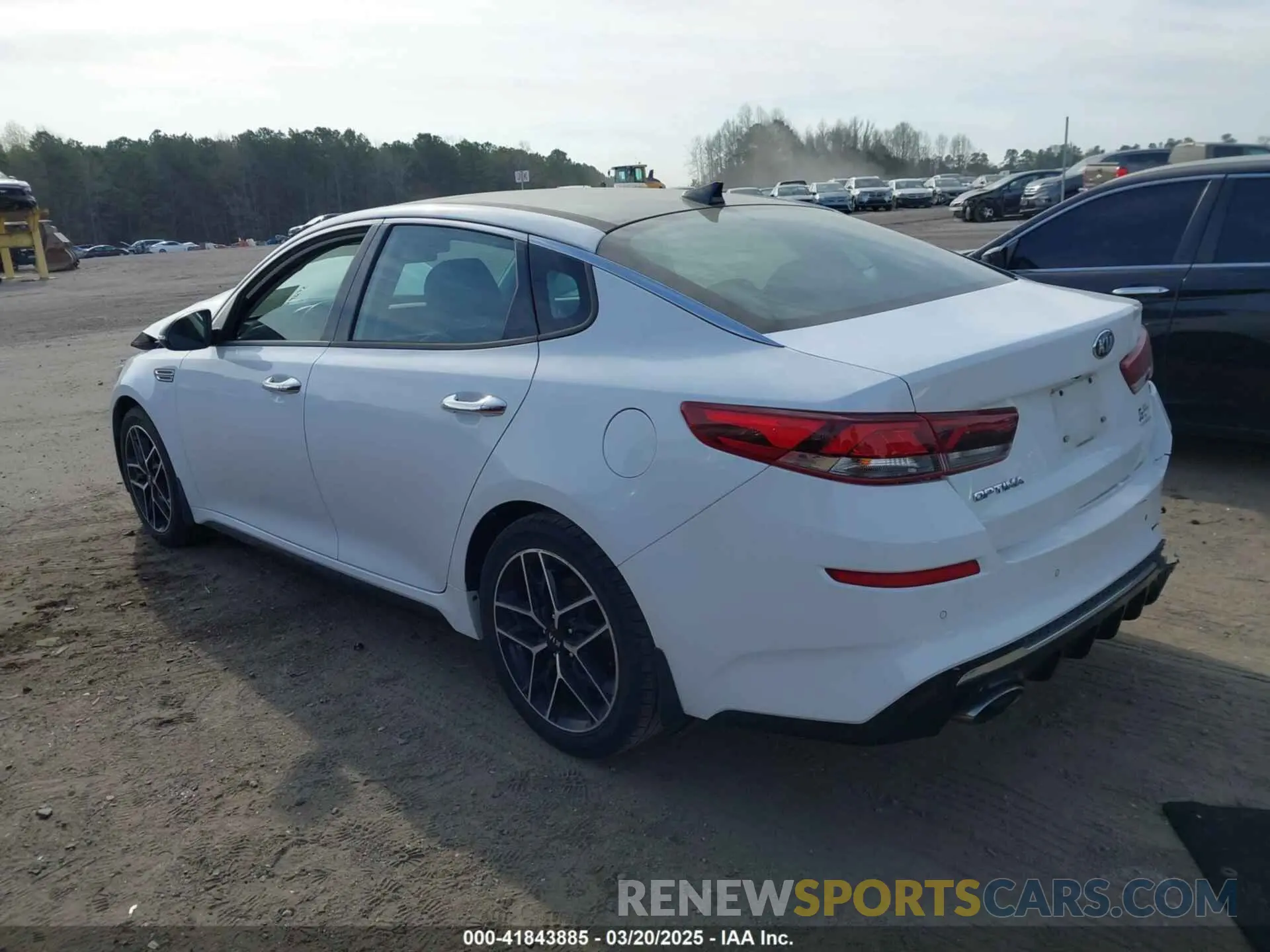 3 fotografías del automóvil dañado 5XXGT4L3XLG440605 KIA OPTIMA 2020