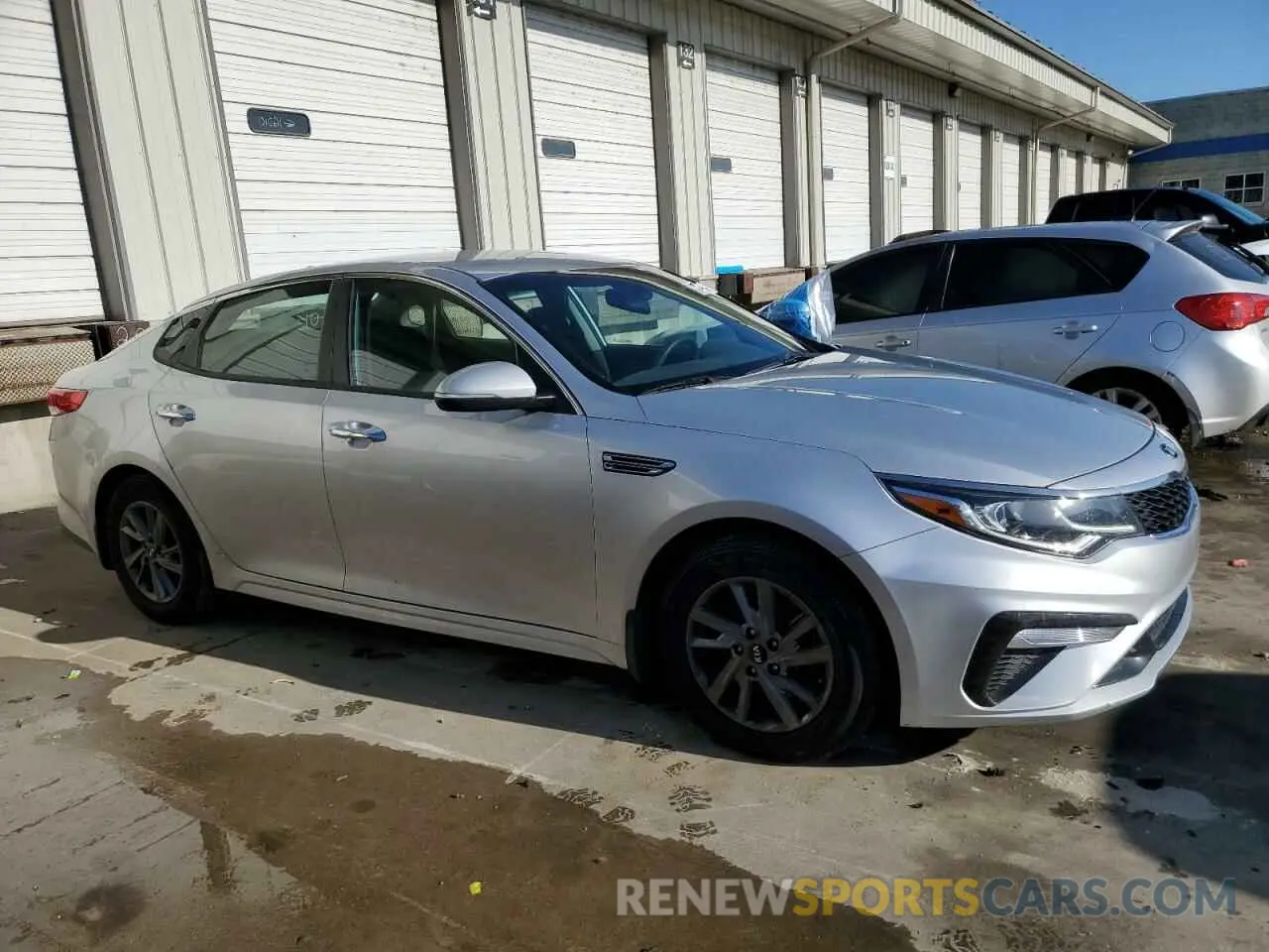 4 fotografías del automóvil dañado 5XXGT4L3XLG445075 KIA OPTIMA 2020