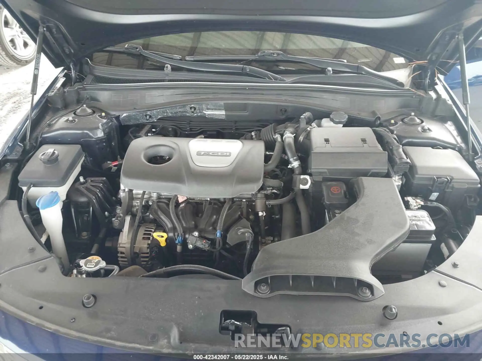10 fotografías del automóvil dañado 5XXGU4L13LG405125 KIA OPTIMA 2020