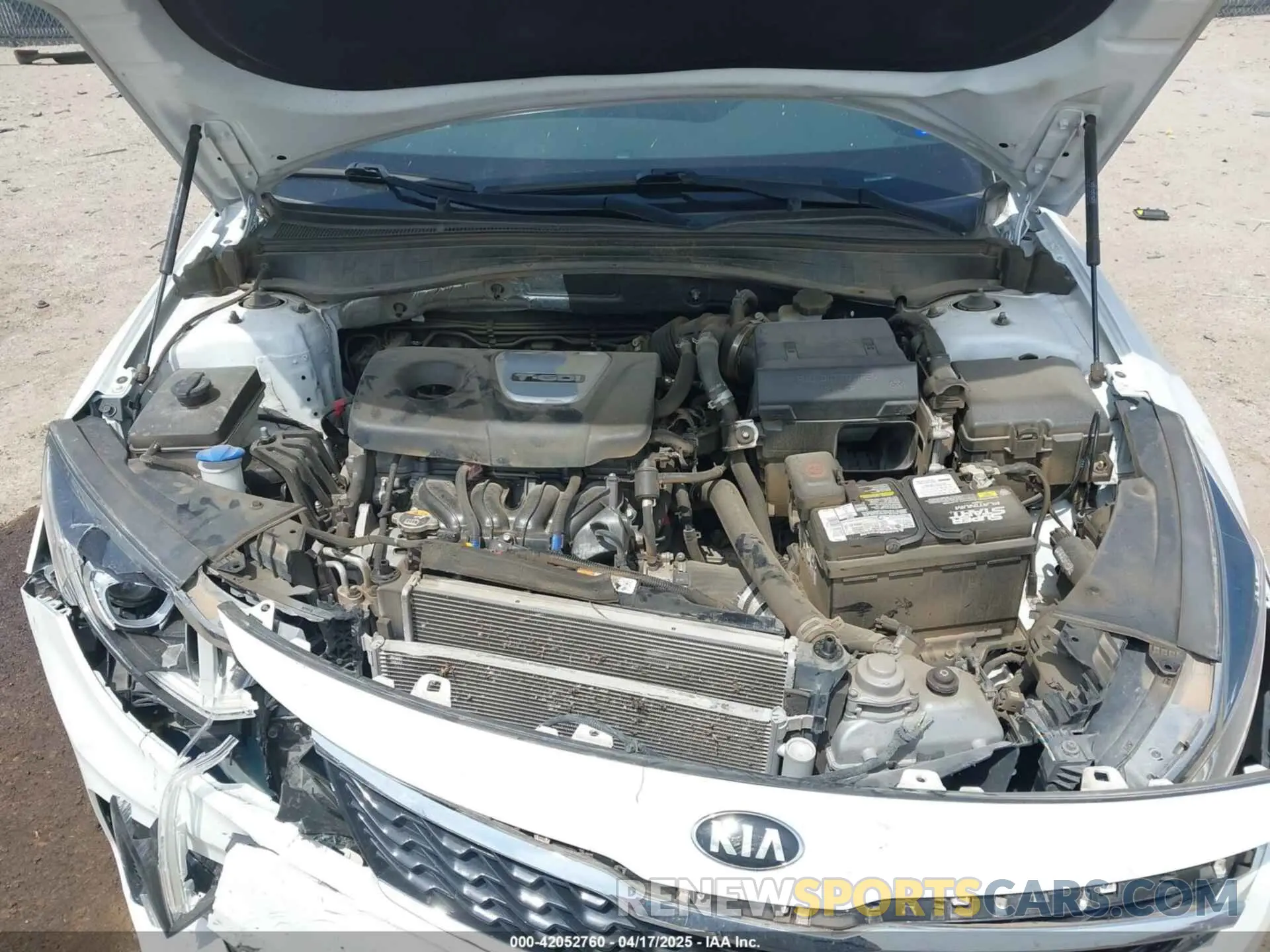 10 fotografías del automóvil dañado 5XXGU4L14LG417817 KIA OPTIMA 2020