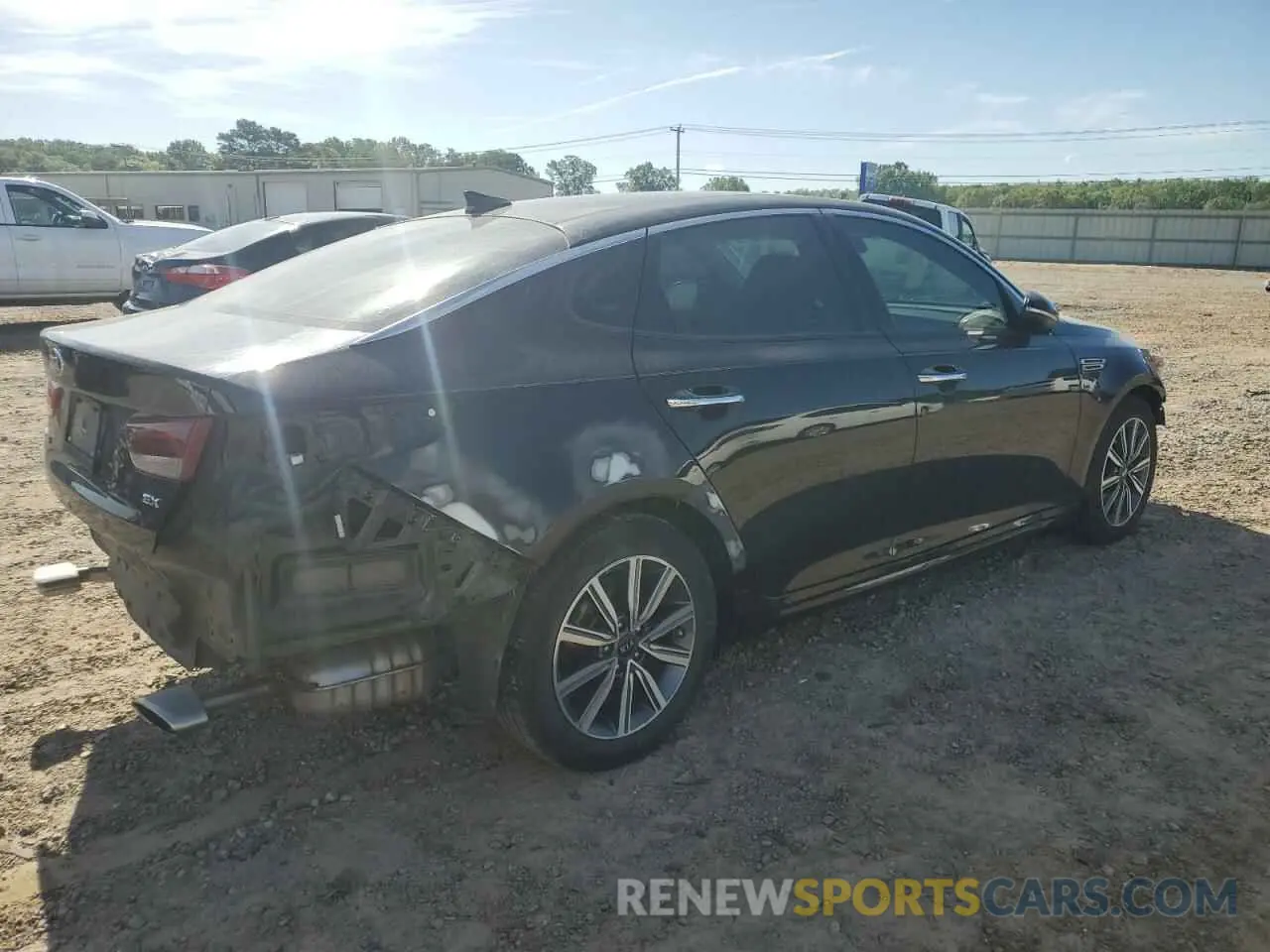 3 fotografías del automóvil dañado 5XXGU4L14LG425450 KIA OPTIMA 2020