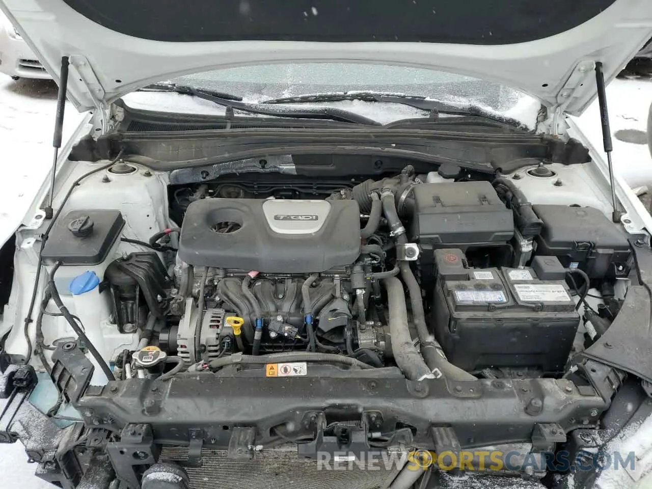 11 fotografías del automóvil dañado 5XXGU4L15LG413887 KIA OPTIMA 2020