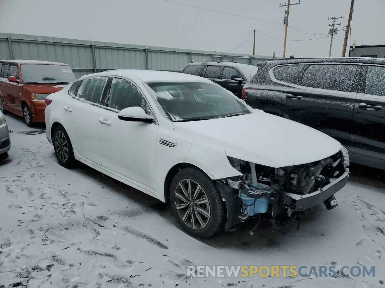 4 fotografías del automóvil dañado 5XXGU4L15LG413887 KIA OPTIMA 2020