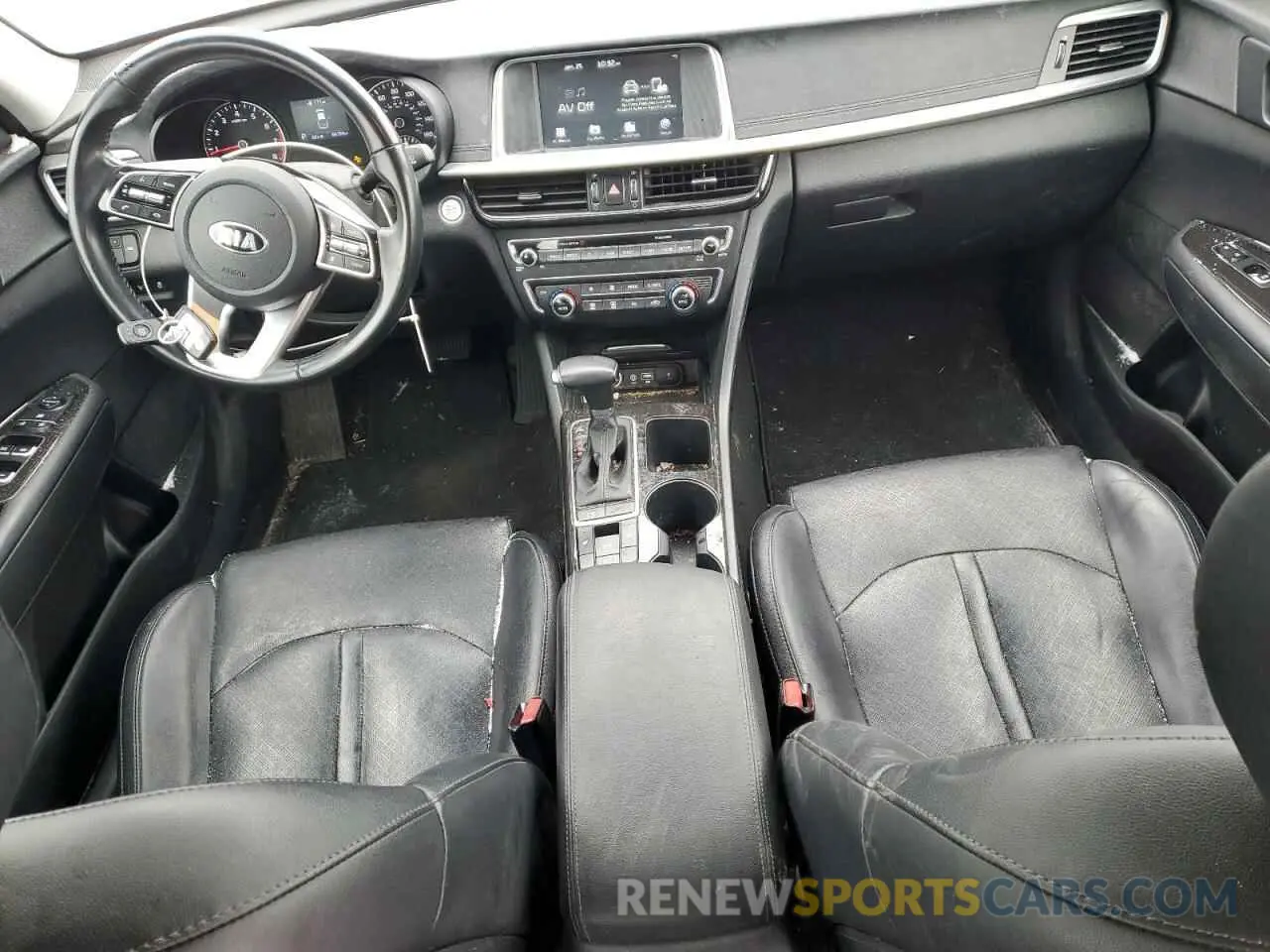 8 fotografías del automóvil dañado 5XXGU4L15LG413887 KIA OPTIMA 2020